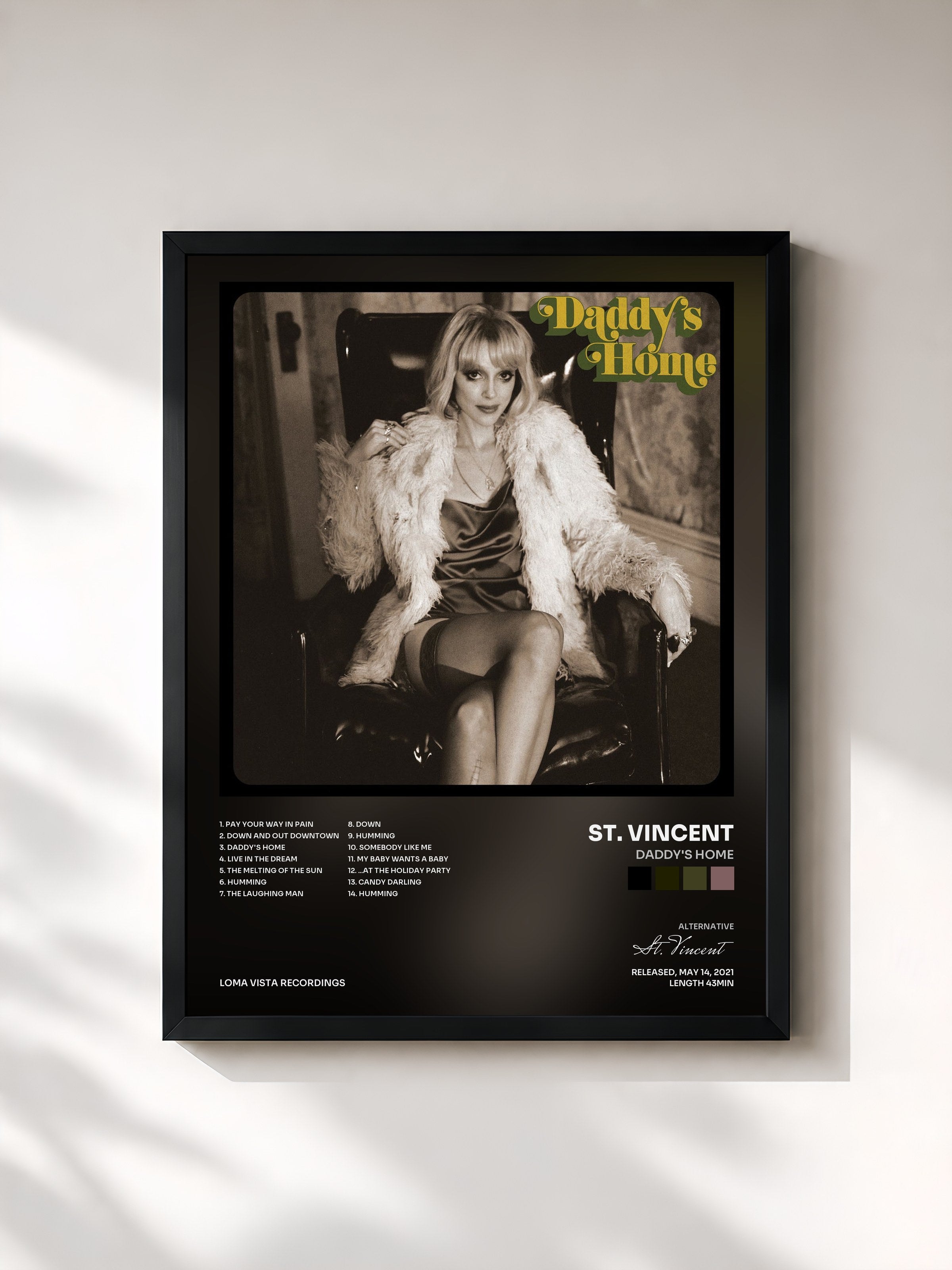 #noir Tableau de l'album Daddy's Home de St. Vincent, cadre noir, imprimé et encadré en France