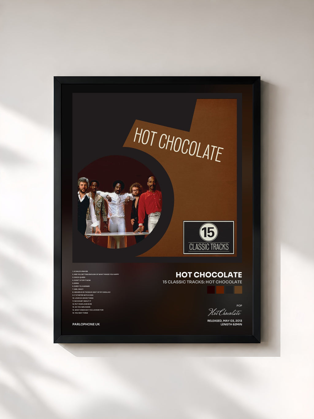#noir Tableau de l'album 15 Classic Tracks: Hot Chocolate de Hot Chocolate, cadre noir, imprimé et encadré en France