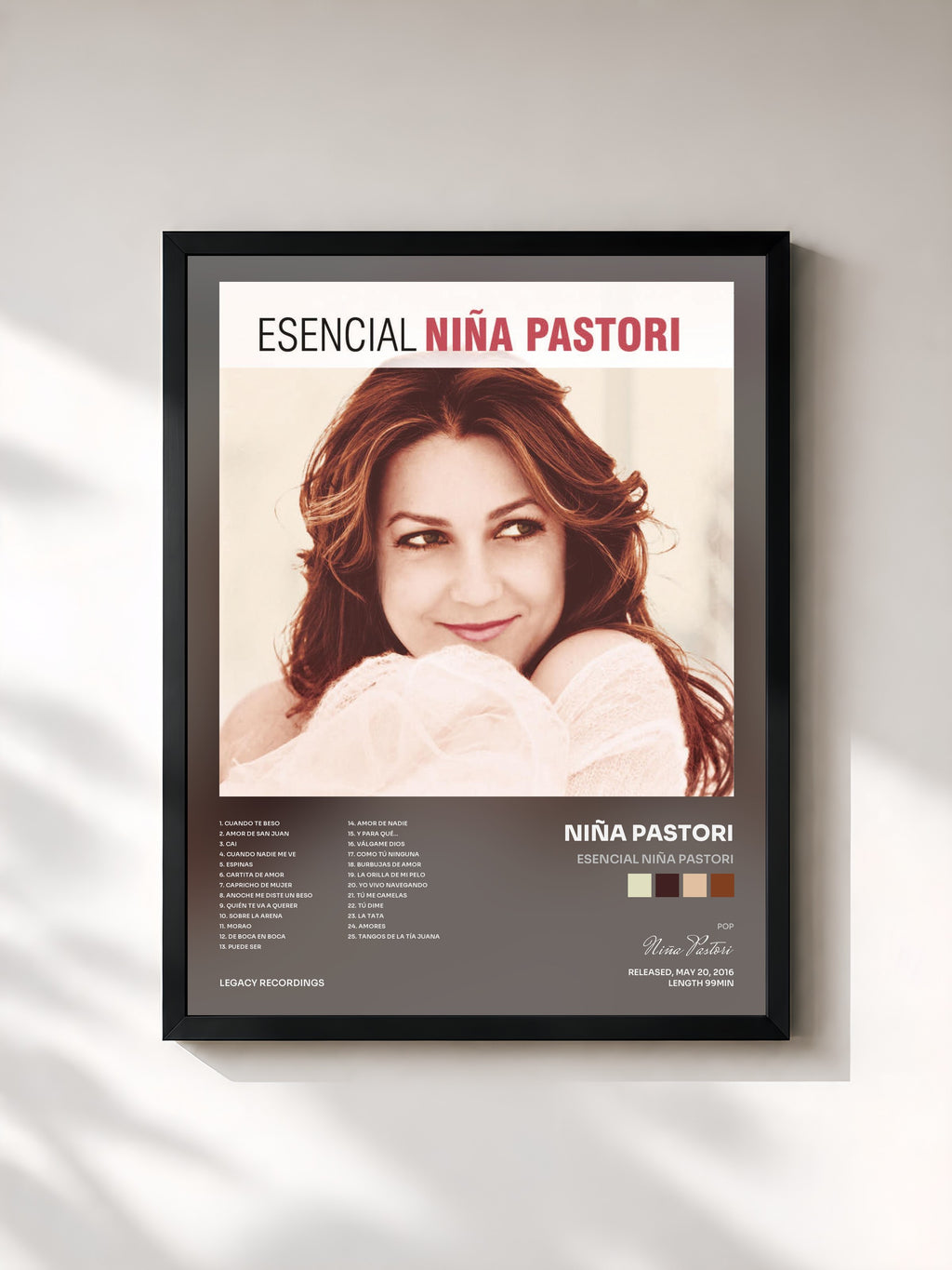 #noir Tableau de l'album Esencial Niña Pastori de Niña Pastori, cadre noir, imprimé et encadré en France