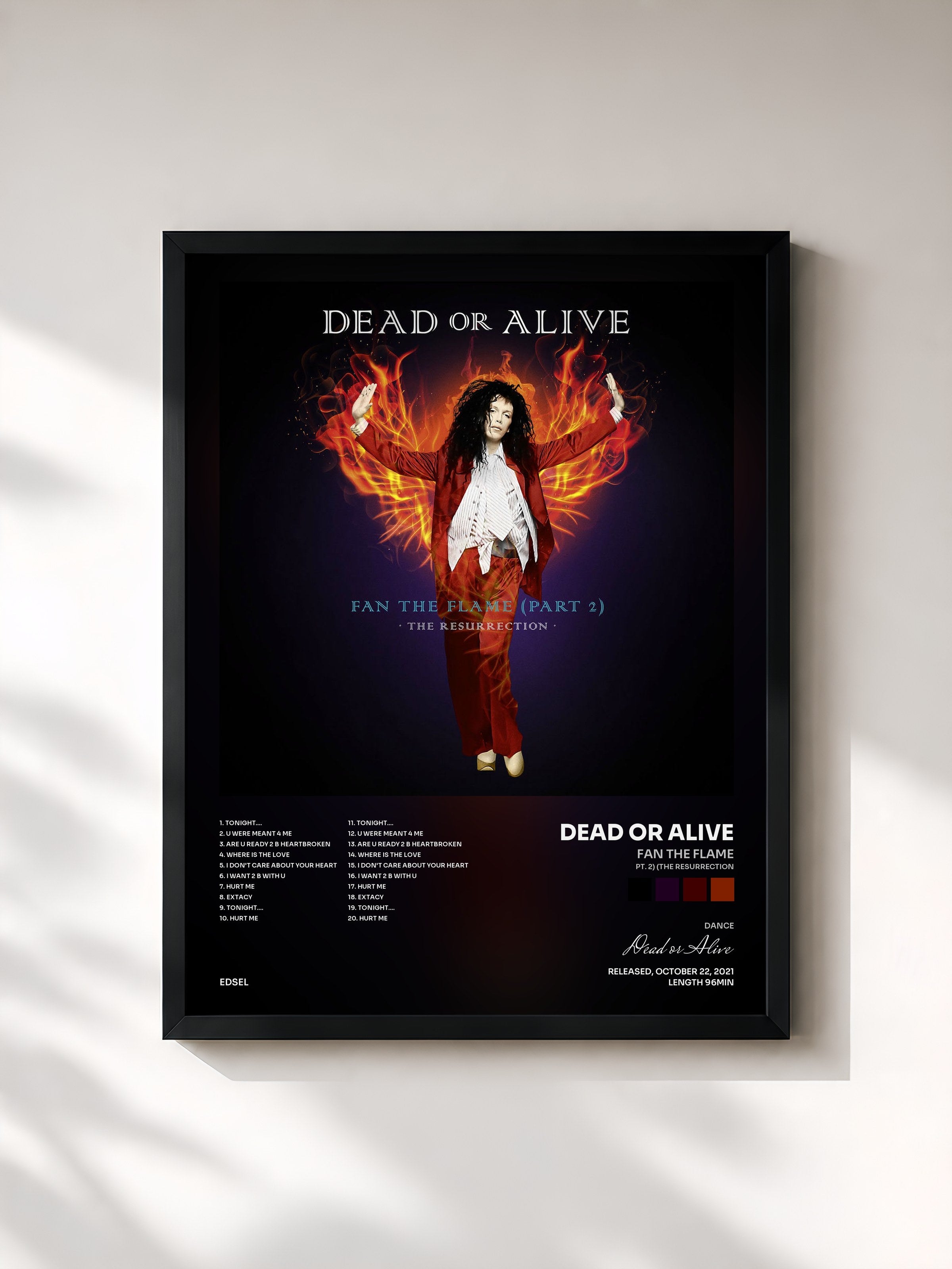 #noir Tableau de l'album Fan the Flame (Pt. 2) (The Resurrection) de Dead or Alive, cadre noir, imprimé et encadré en France