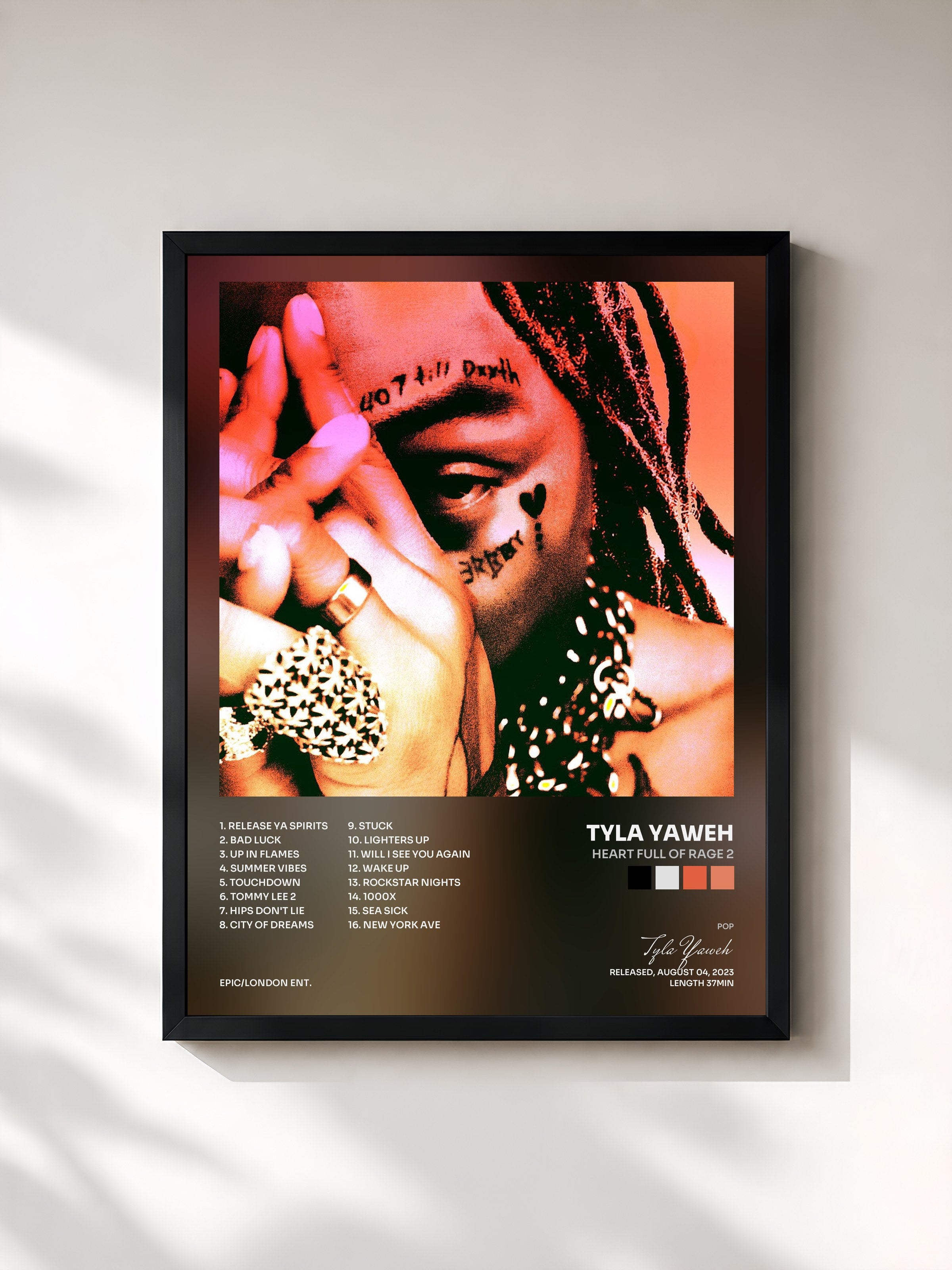 #noir Tableau de l'album Heart Full of Rage 2 de Tyla Yaweh, cadre noir, imprimé et encadré en France