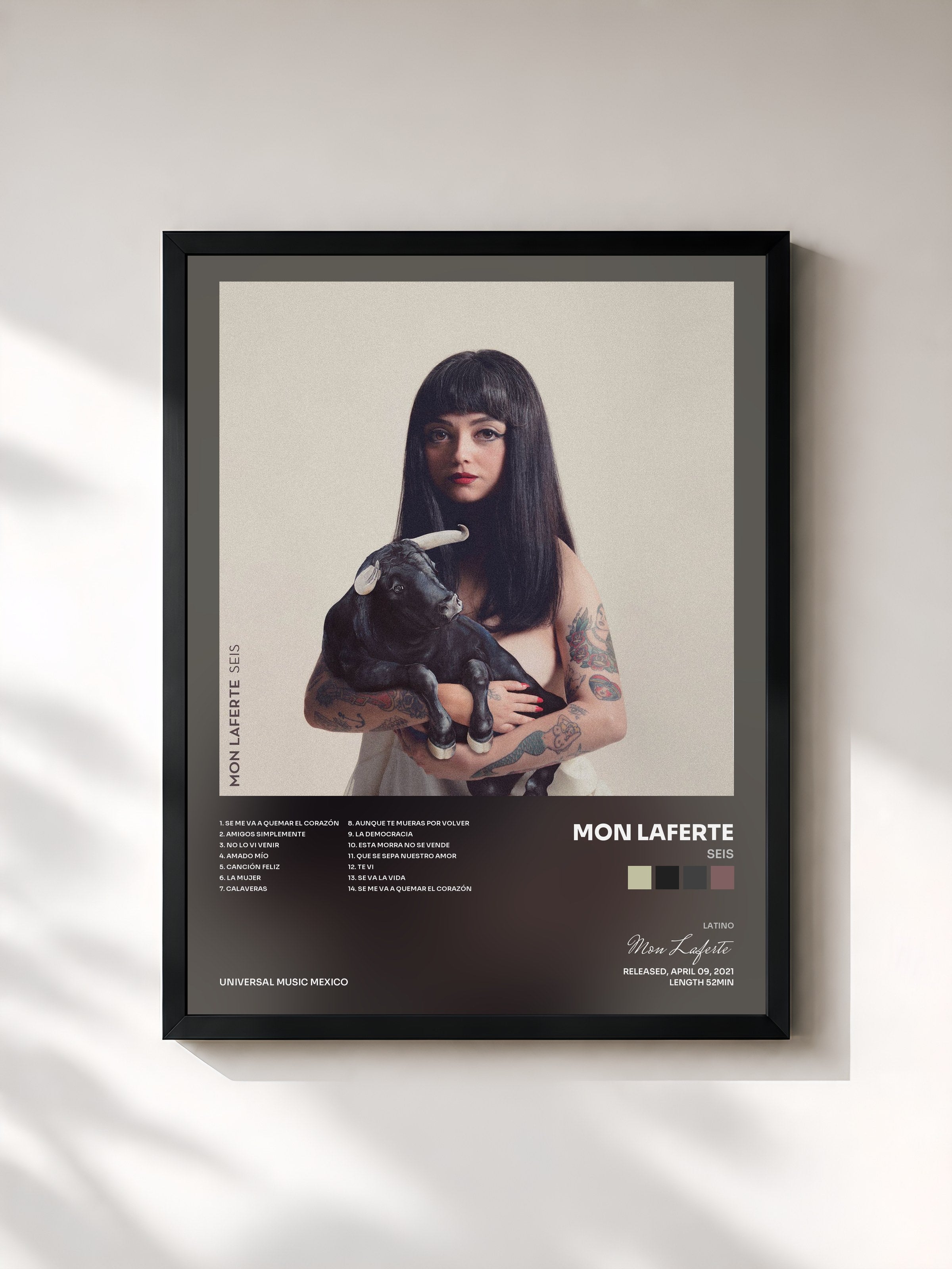 #noir Tableau de l'album SEIS de Mon Laferte, cadre noir, imprimé et encadré en France