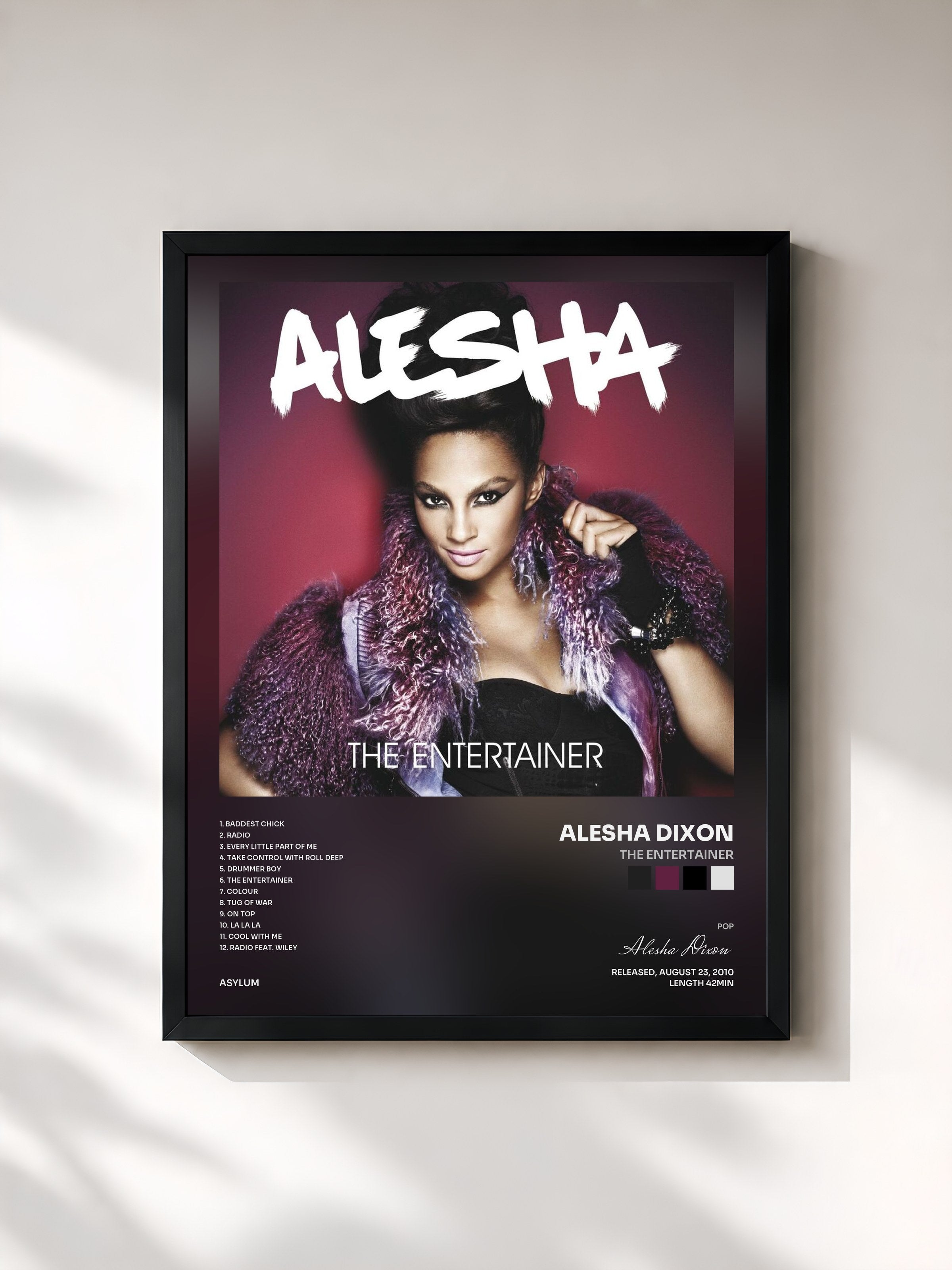 #noir Tableau de l'album The Entertainer de Alesha Dixon, cadre noir, imprimé et encadré en France