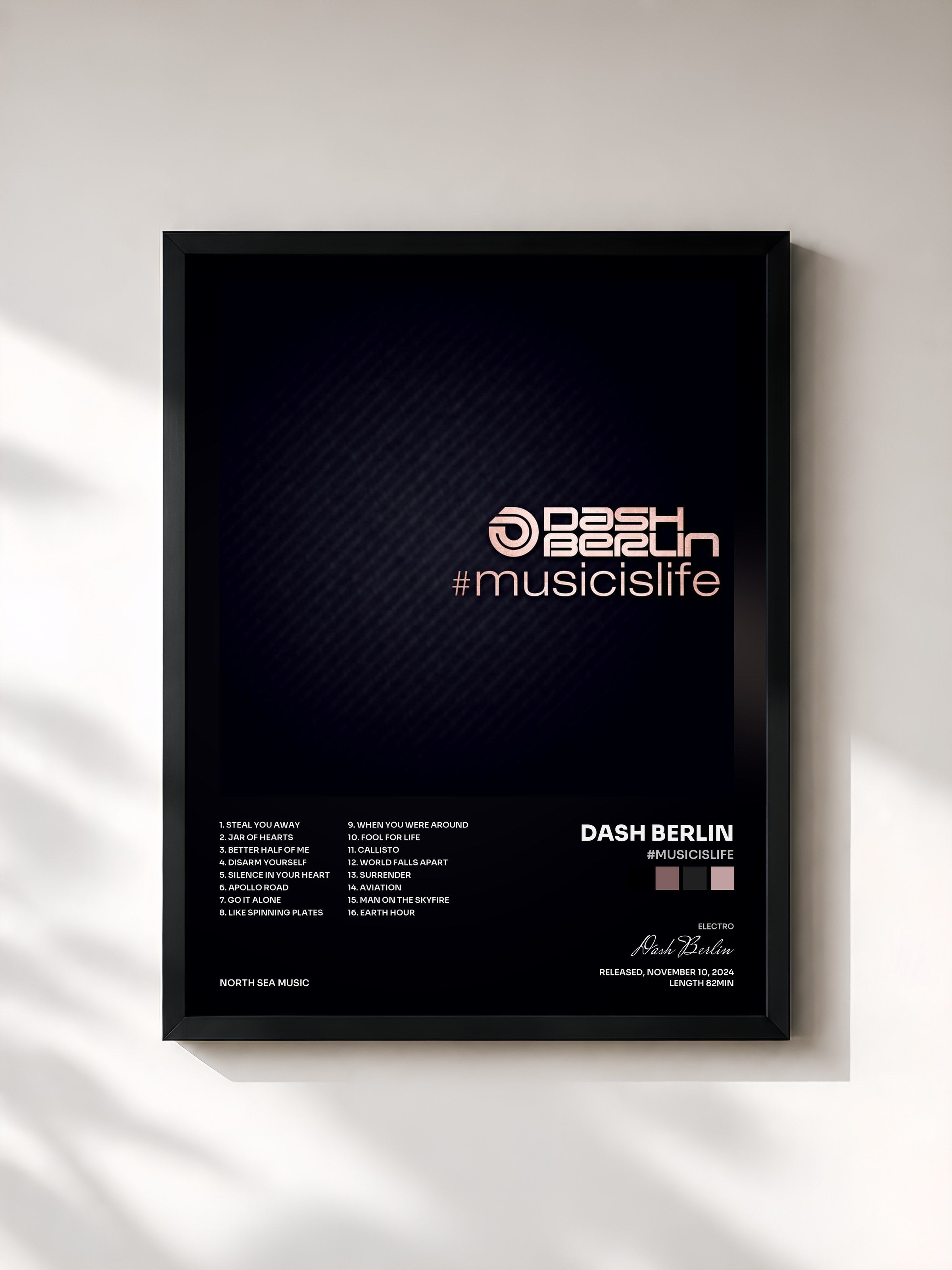 #noir Tableau de l'album #musicislife de Dash Berlin, cadre noir, imprimé et encadré en France