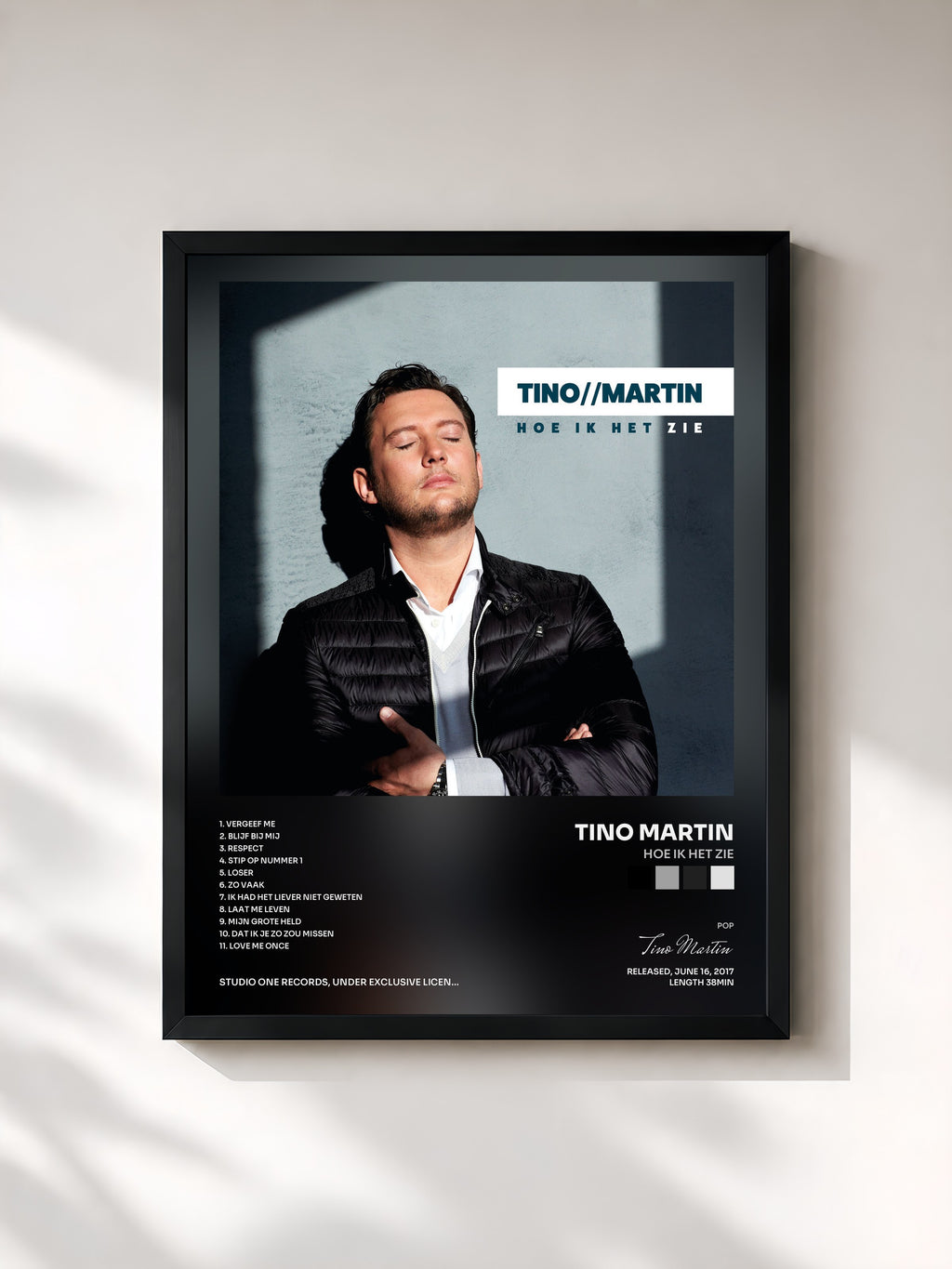 #noir Tableau de l'album Hoe Ik Het Zie de Tino Martin, cadre noir, imprimé et encadré en France