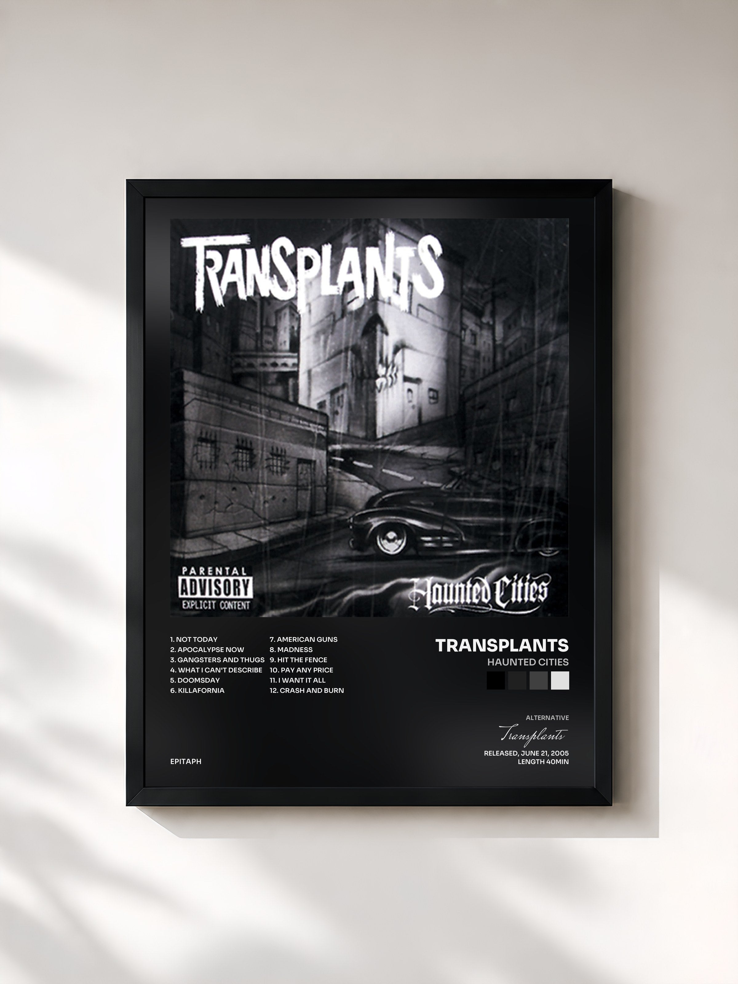 #noir Tableau de l'album Haunted Cities de Transplants, cadre noir, imprimé et encadré en France