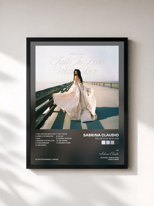 Sabrina Claudio · Fall In Love With Her — Affiche encadrée