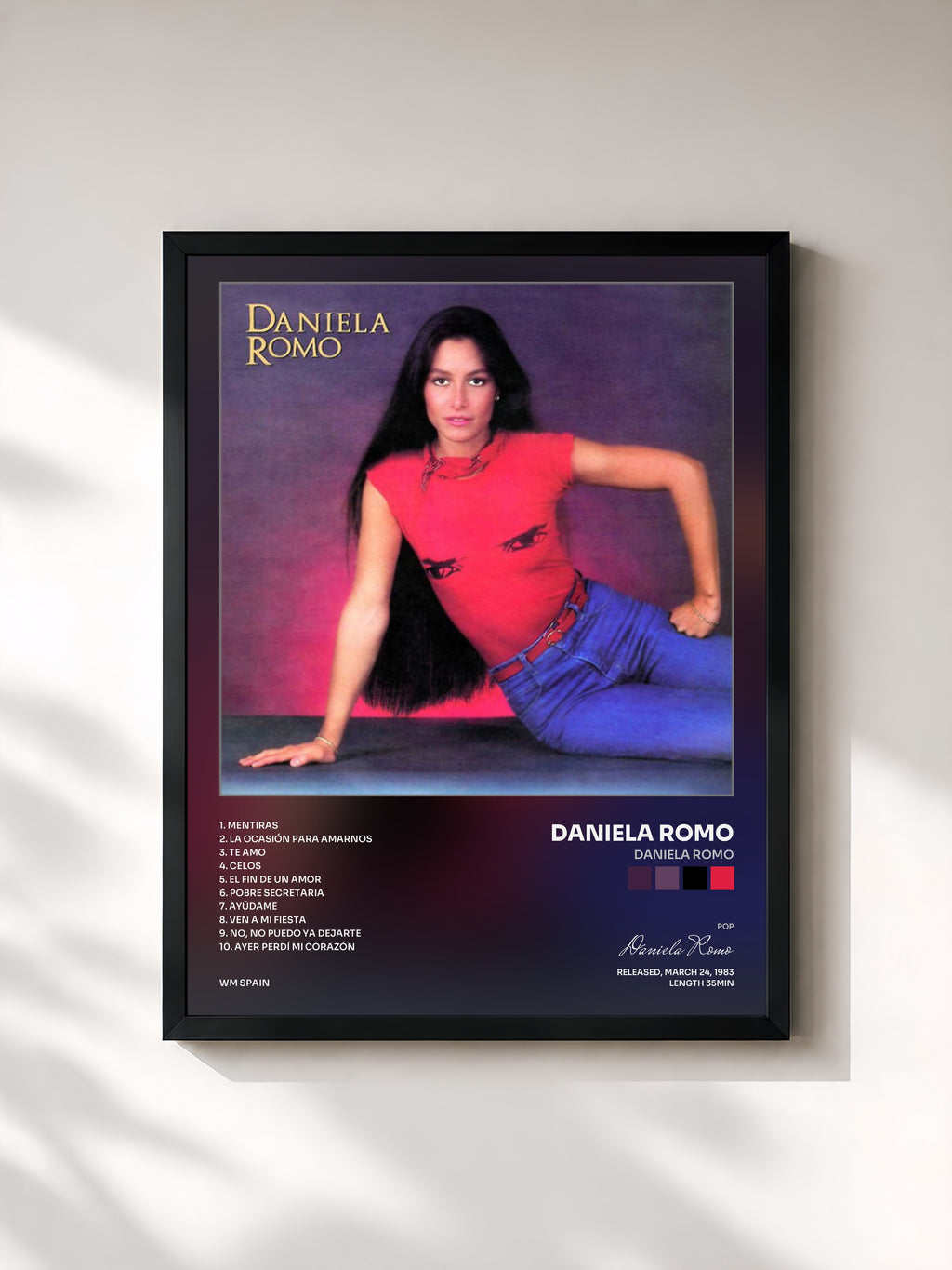 #noir Tableau de l'album Daniela Romo de Daniela Romo, cadre noir, imprimé et encadré en France