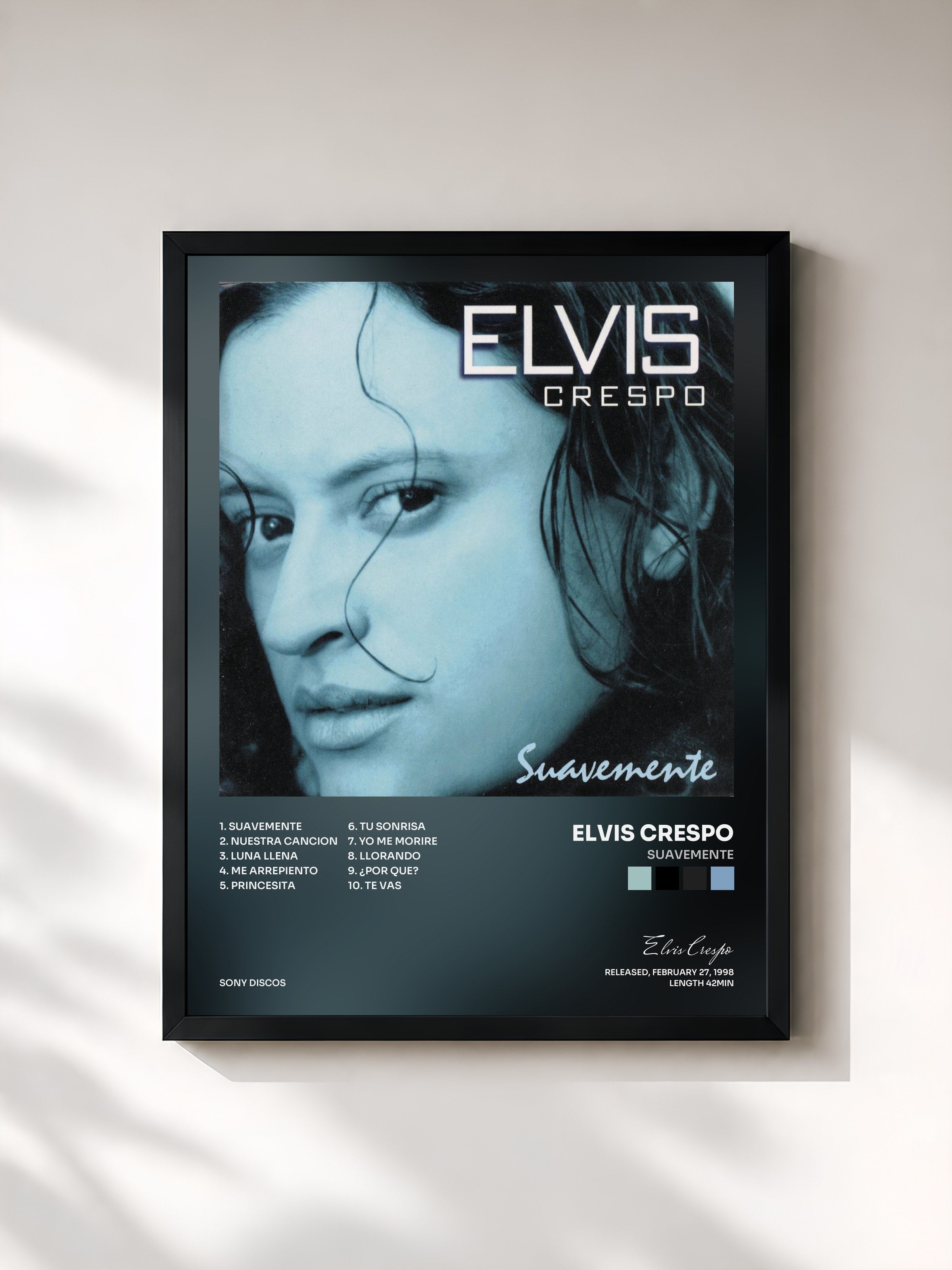 #noir Tableau de l'album Suavemente de Elvis Crespo, cadre noir, imprimé et encadré en France