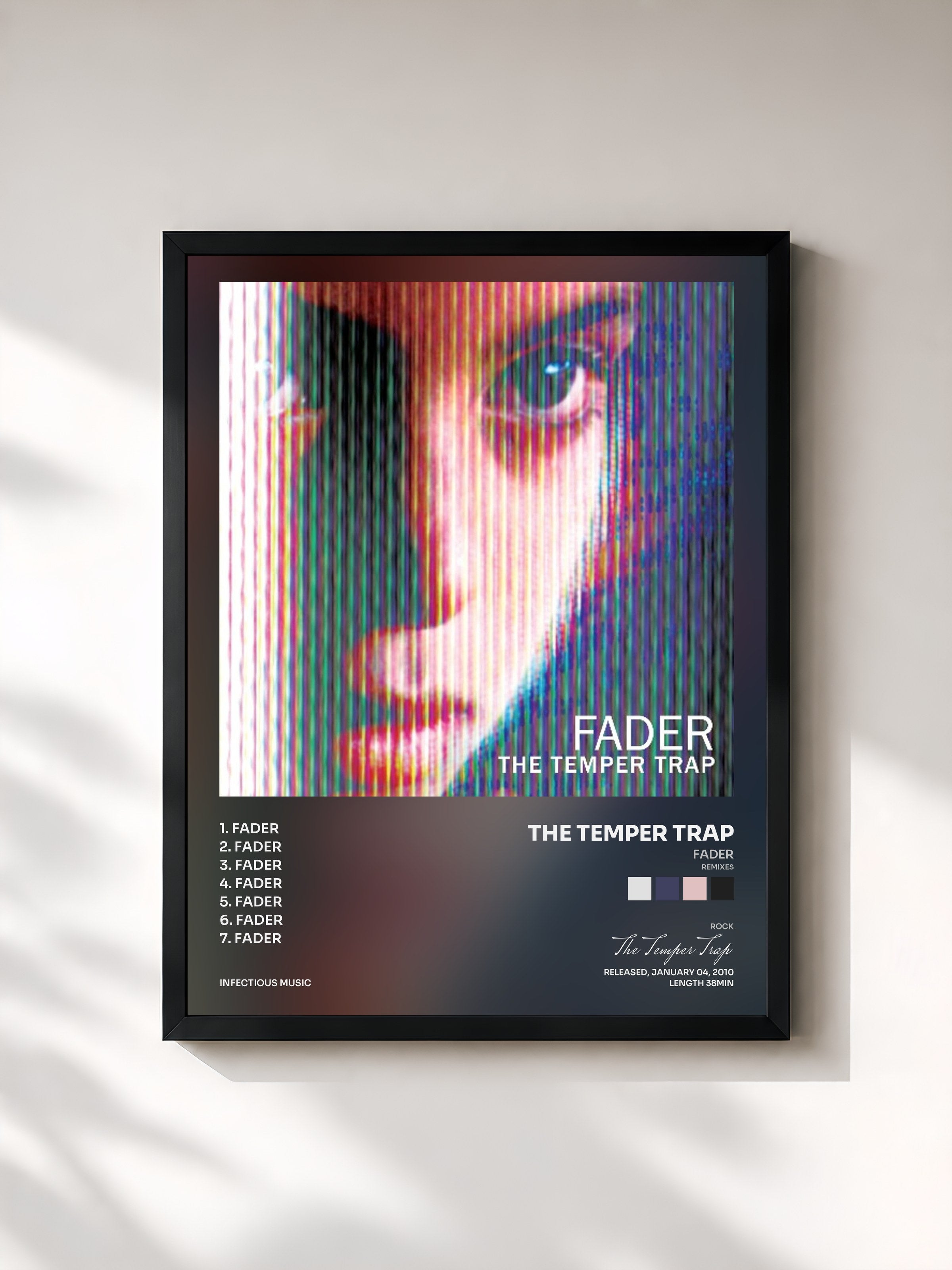 #noir Tableau de l'album Fader (Remixes) de The Temper Trap, cadre noir, imprimé et encadré en France