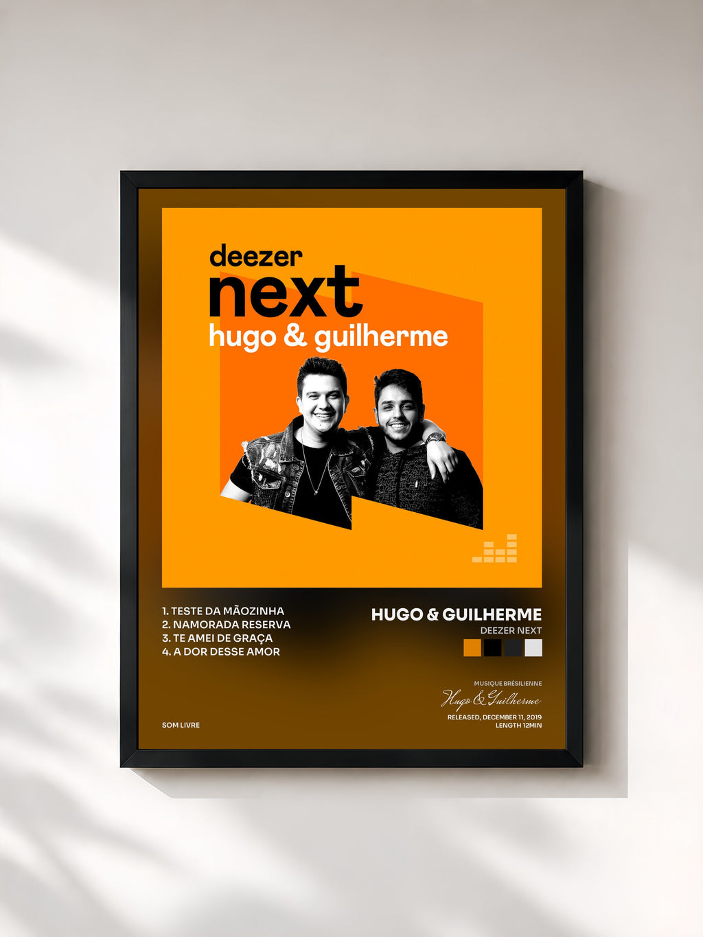 #noir Tableau de l'album Deezer Next de Hugo & Guilherme, cadre noir, imprimé et encadré en France