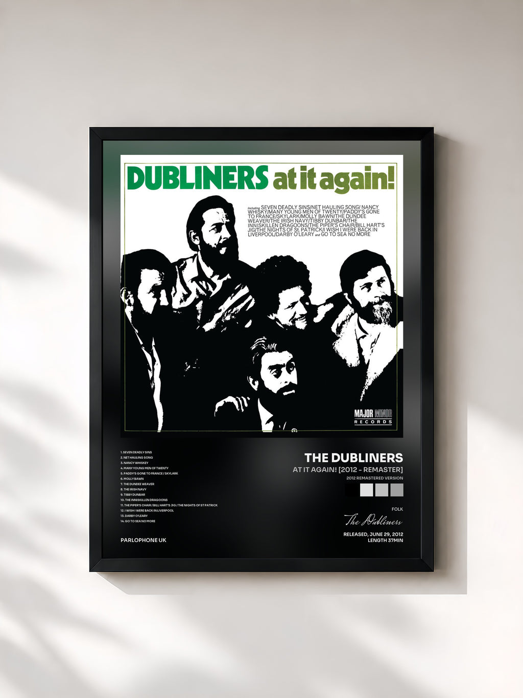 #noir Tableau de l'album At It Again! [2012 - Remaster] (2012 Remastered Version) de The Dubliners, cadre noir, imprimé et encadré en France