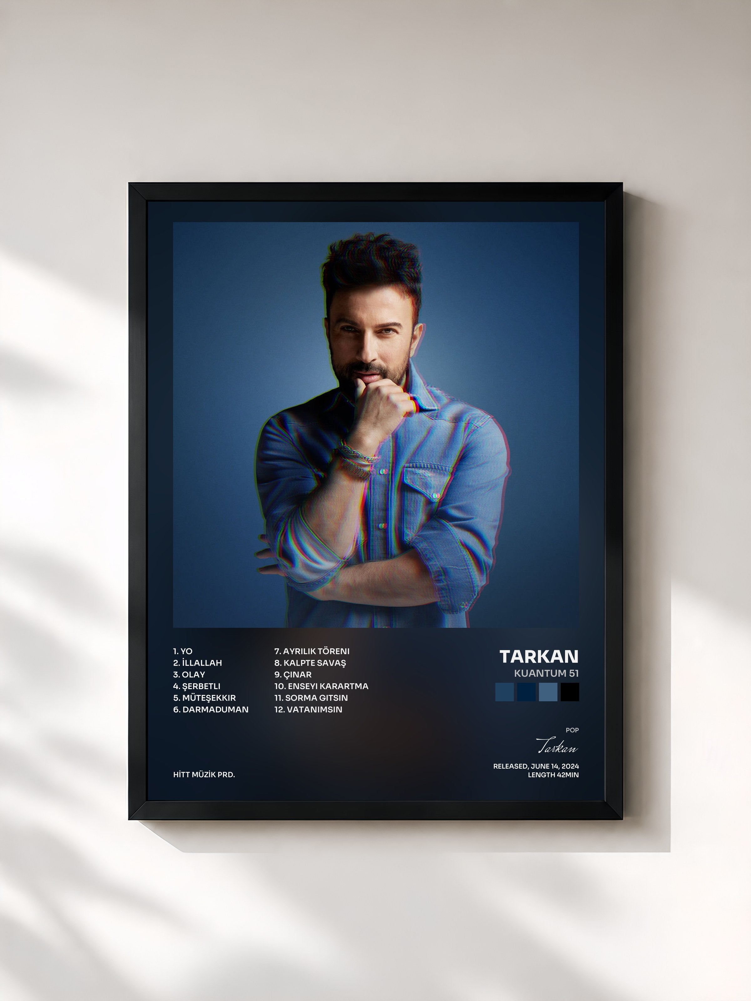 #noir Tableau de l'album Kuantum 51 de Tarkan, cadre noir, imprimé et encadré en France