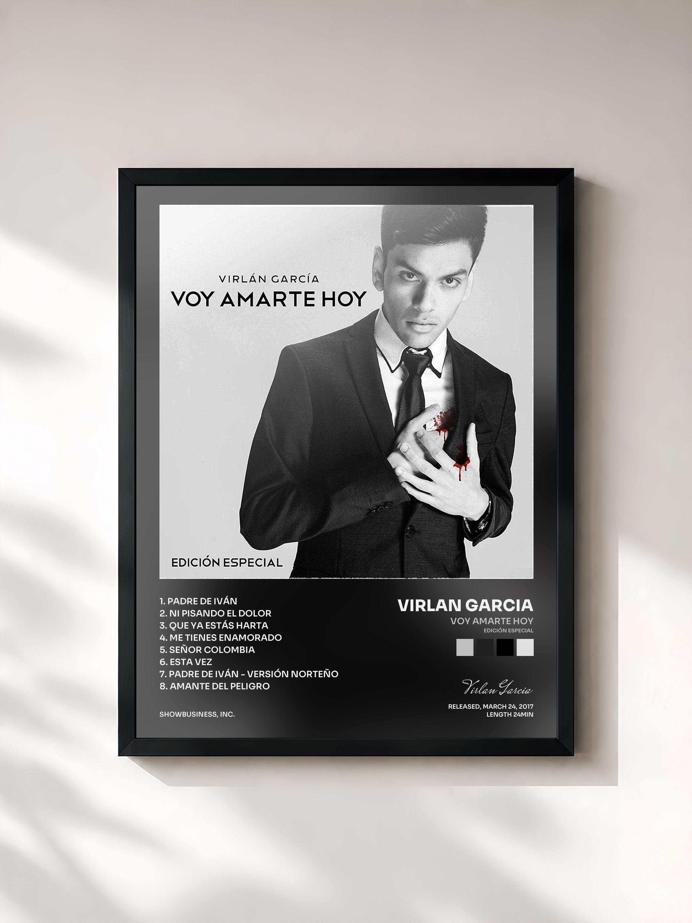 #noir Tableau de l'album Voy Amarte Hoy (Edición Especial) de Virlan Garcia, cadre noir, imprimé et encadré en France