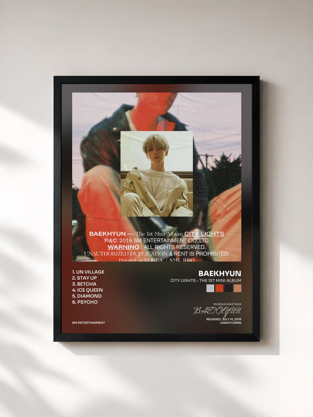 #noir Tableau de l'album City Lights - The 1st Mini Album de BAEKHYUN, cadre noir, imprimé et encadré en France