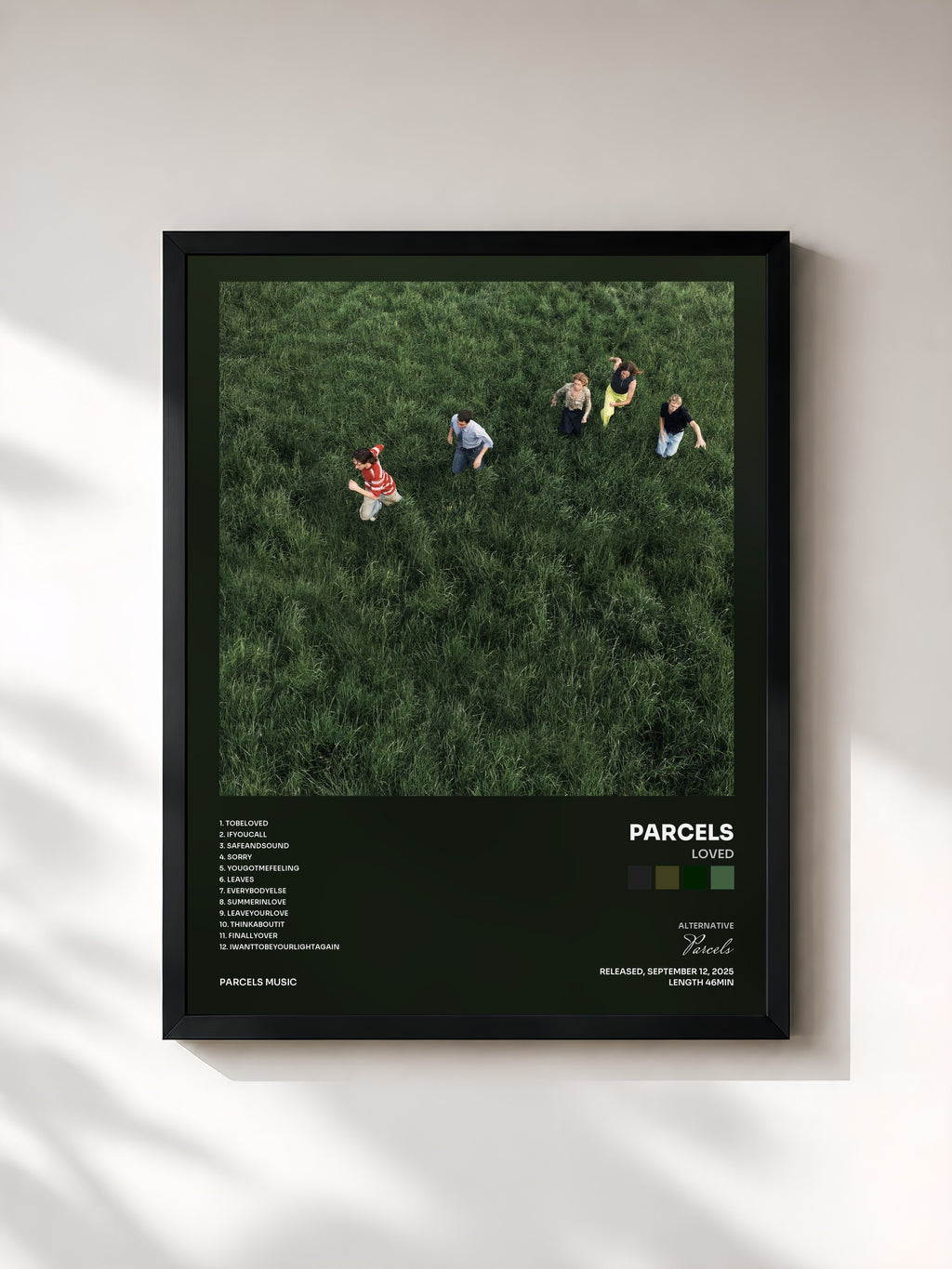 #noir Tableau de l'album LOVED de Parcels, cadre noir, imprimé et encadré en France