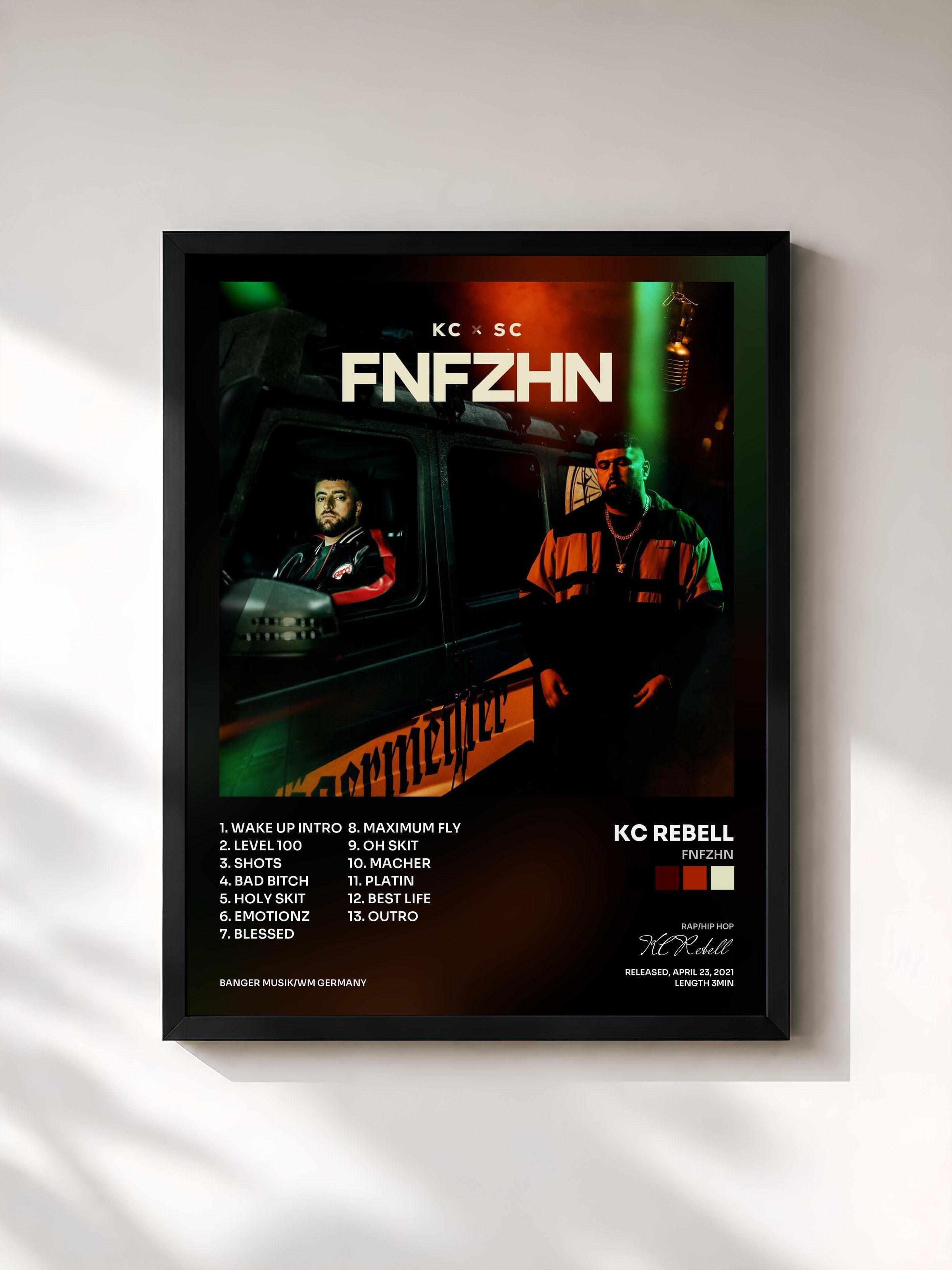 #noir Tableau de l'album FNFZHN de KC Rebell, cadre noir, imprimé et encadré en France