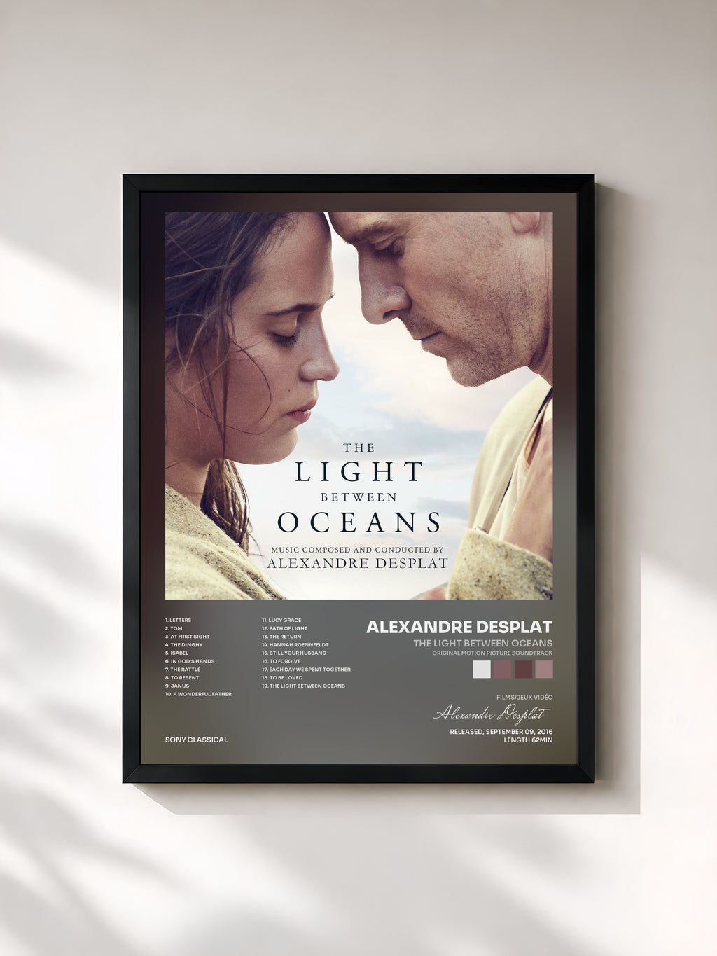 #noir The Light Between Oceans (Original Motion Picture Soundtrack) di Alexandre Desplat in stampa incorniciata, cornice nera, stampata e incorniciata in Francia