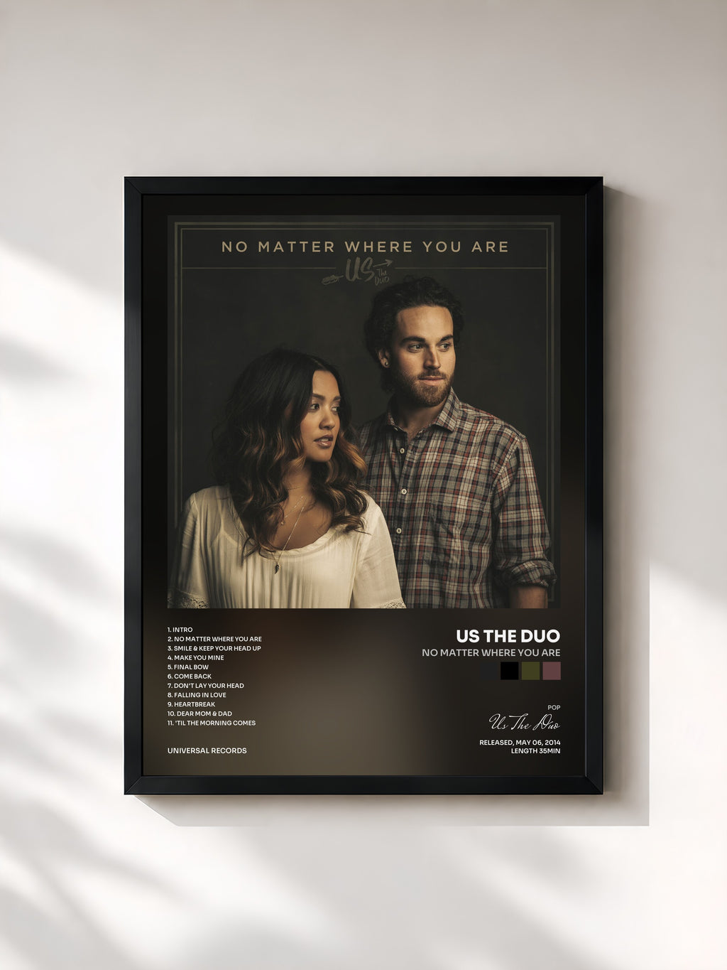 #noir Tableau de l'album No Matter Where You Are de Us The Duo, cadre noir, imprimé et encadré en France