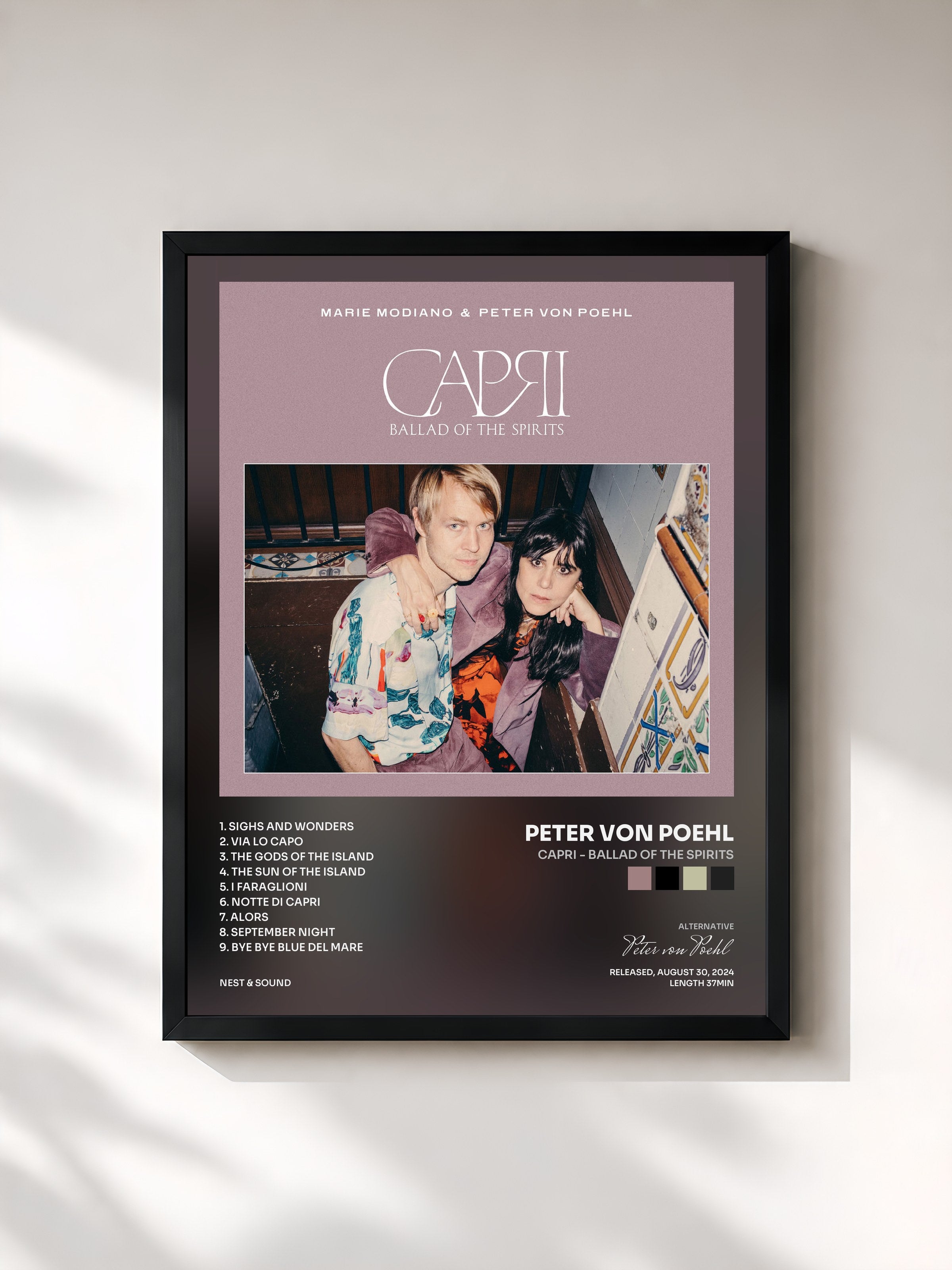 #noir Tableau de l'album Capri - Ballad of the Spirits de Peter von Poehl, cadre noir, imprimé et encadré en France