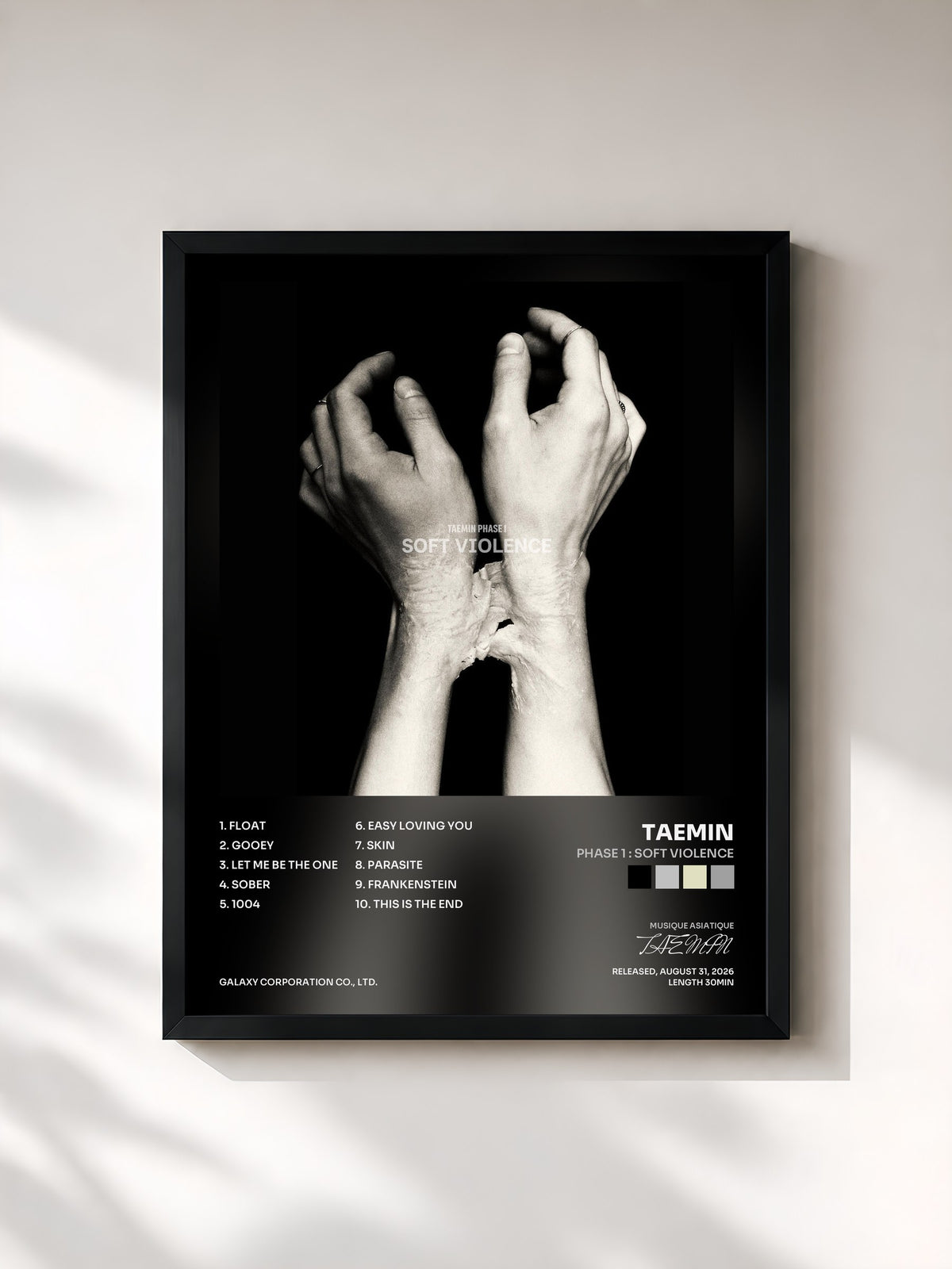 #noir Tableau de l'album PHASE 1 : Soft Violence de TAEMIN, cadre noir, imprimé et encadré en France