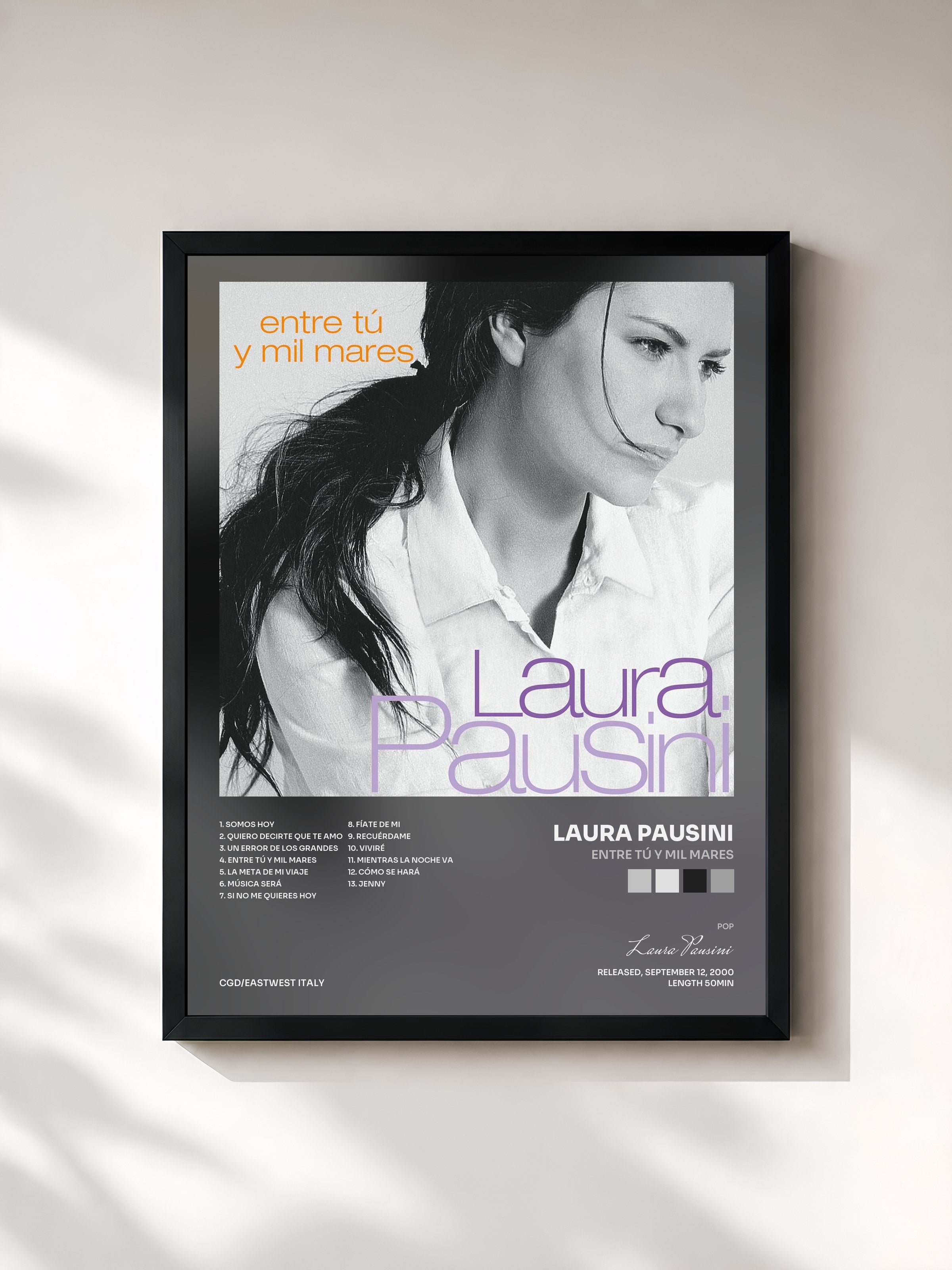 #noir Tableau de l'album Entre tú y mil mares de Laura Pausini, cadre noir, imprimé et encadré en France
