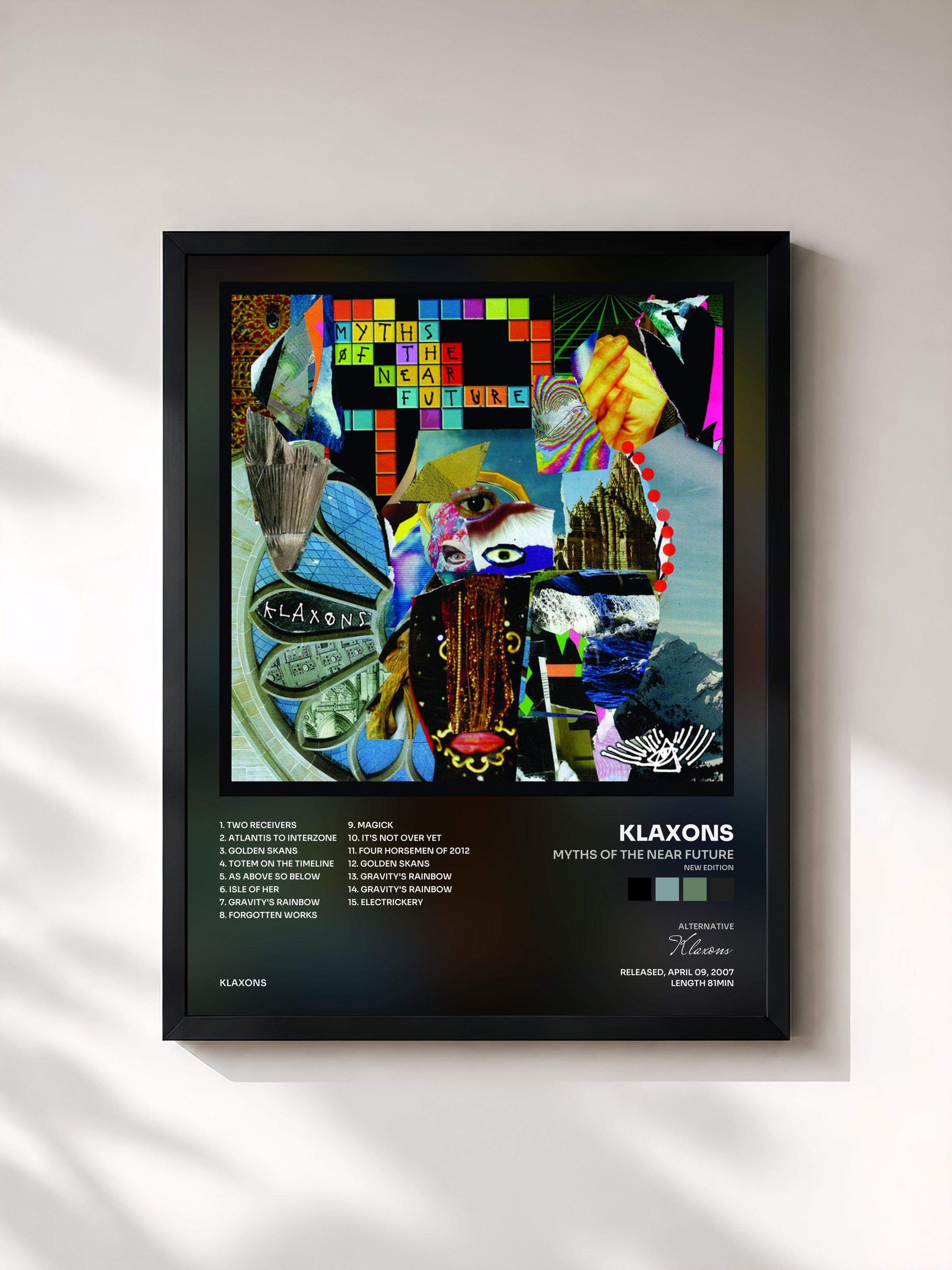#noir Tableau de l'album Myths Of The Near Future (New Edition) de Klaxons, cadre noir, imprimé et encadré en France