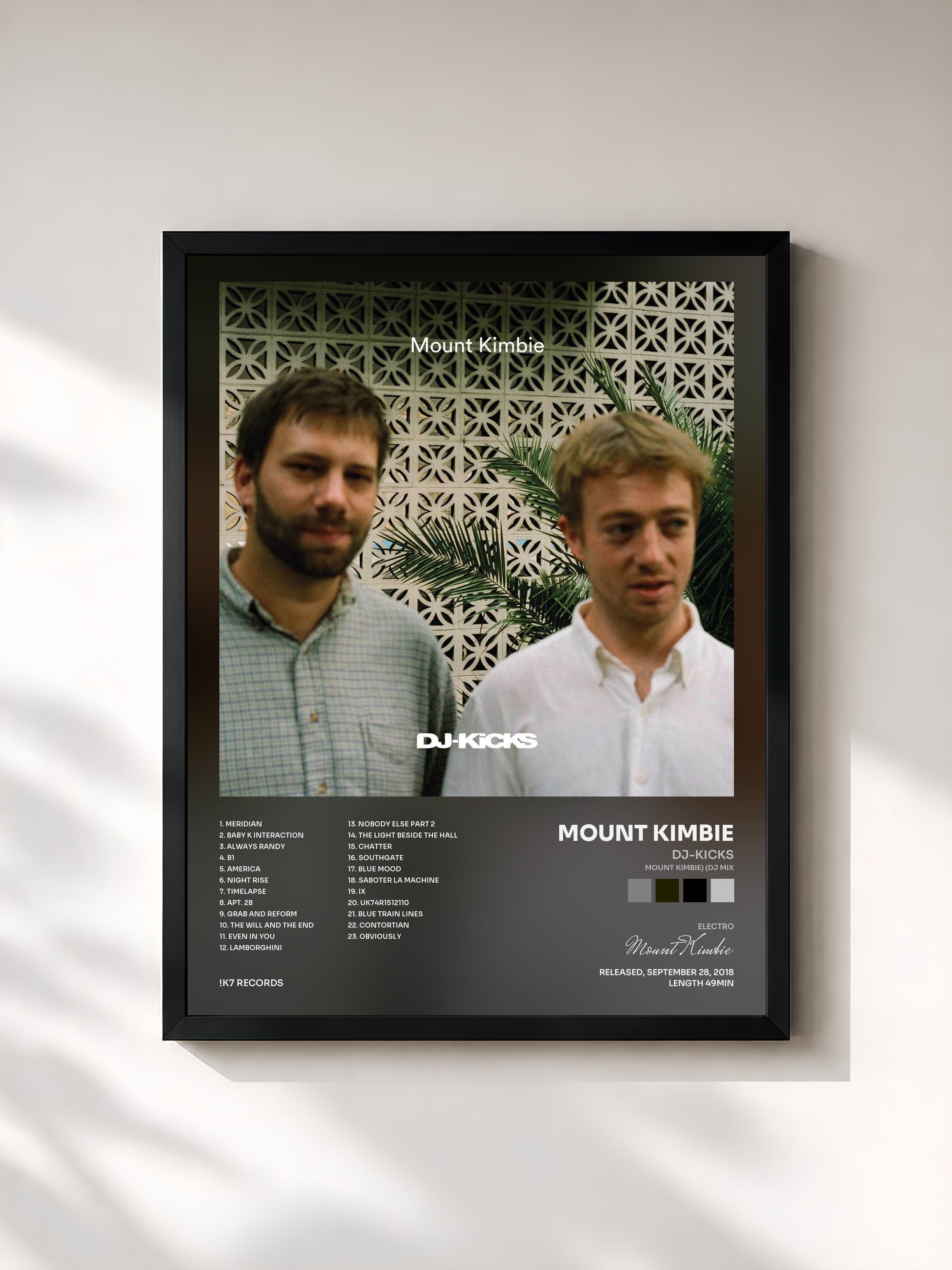 #noir Tableau de l'album DJ-Kicks (Mount Kimbie) (DJ Mix) de Mount Kimbie, cadre noir, imprimé et encadré en France
