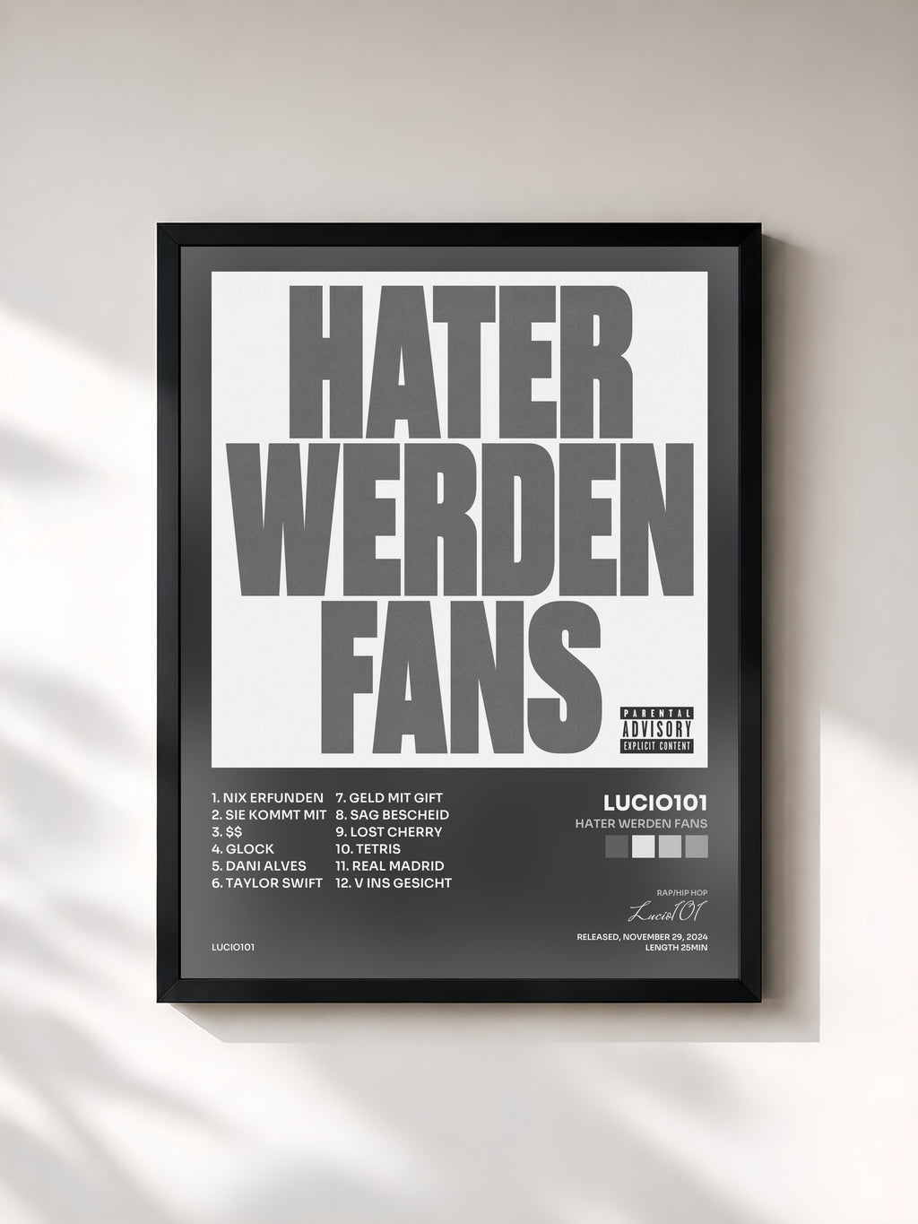 #noir Tableau de l'album Hater werden Fans de Lucio101, cadre noir, imprimé et encadré en France