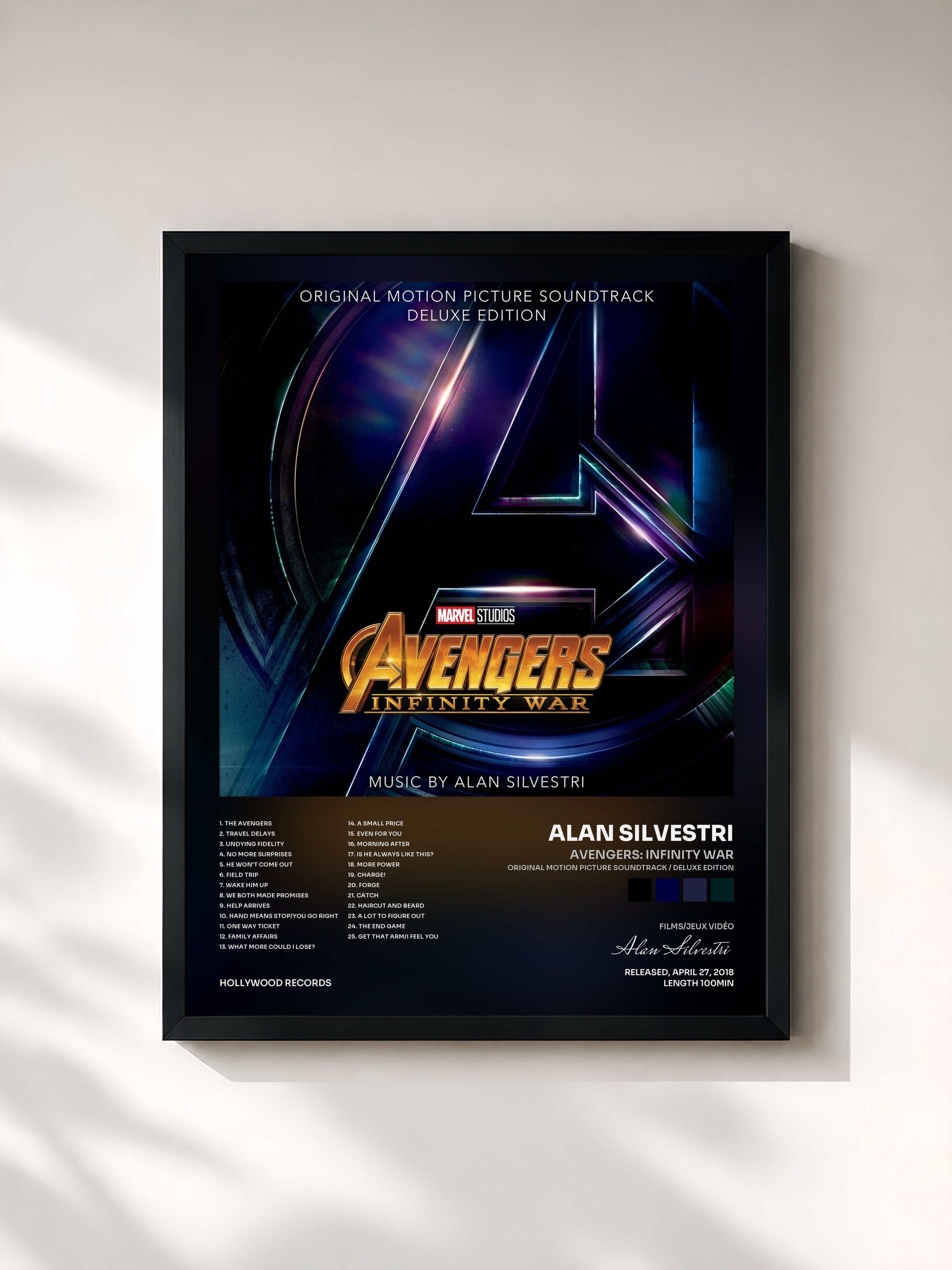 #noir Tableau de l'album Avengers: Infinity War (Original Motion Picture Soundtrack / Deluxe Edition) de Alan Silvestri, cadre noir, imprimé et encadré en France