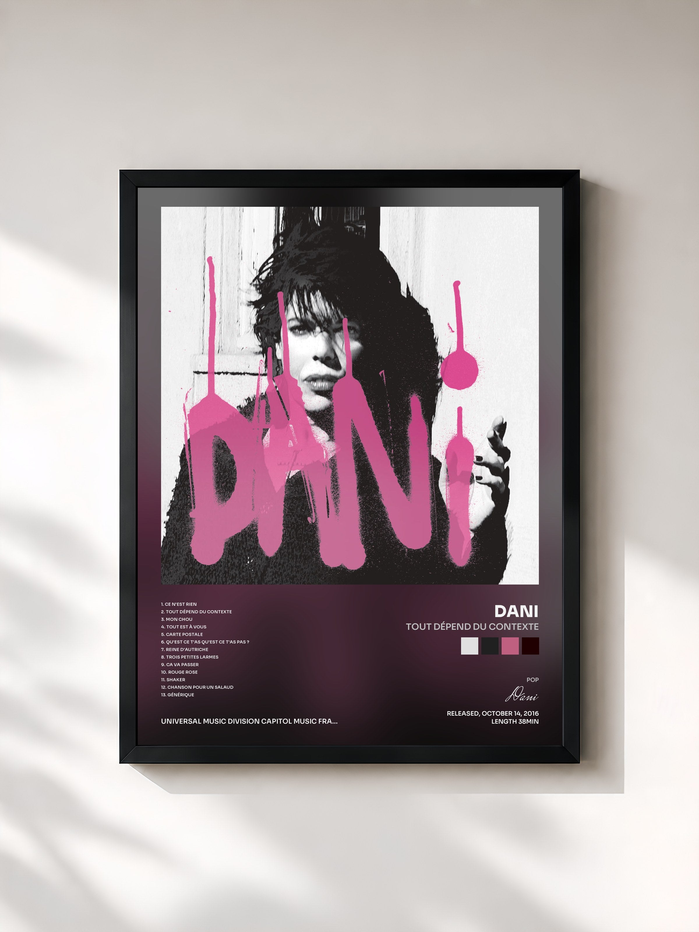#noir Tableau de l'album Tout dépend du contexte de Dani, cadre noir, imprimé et encadré en France
