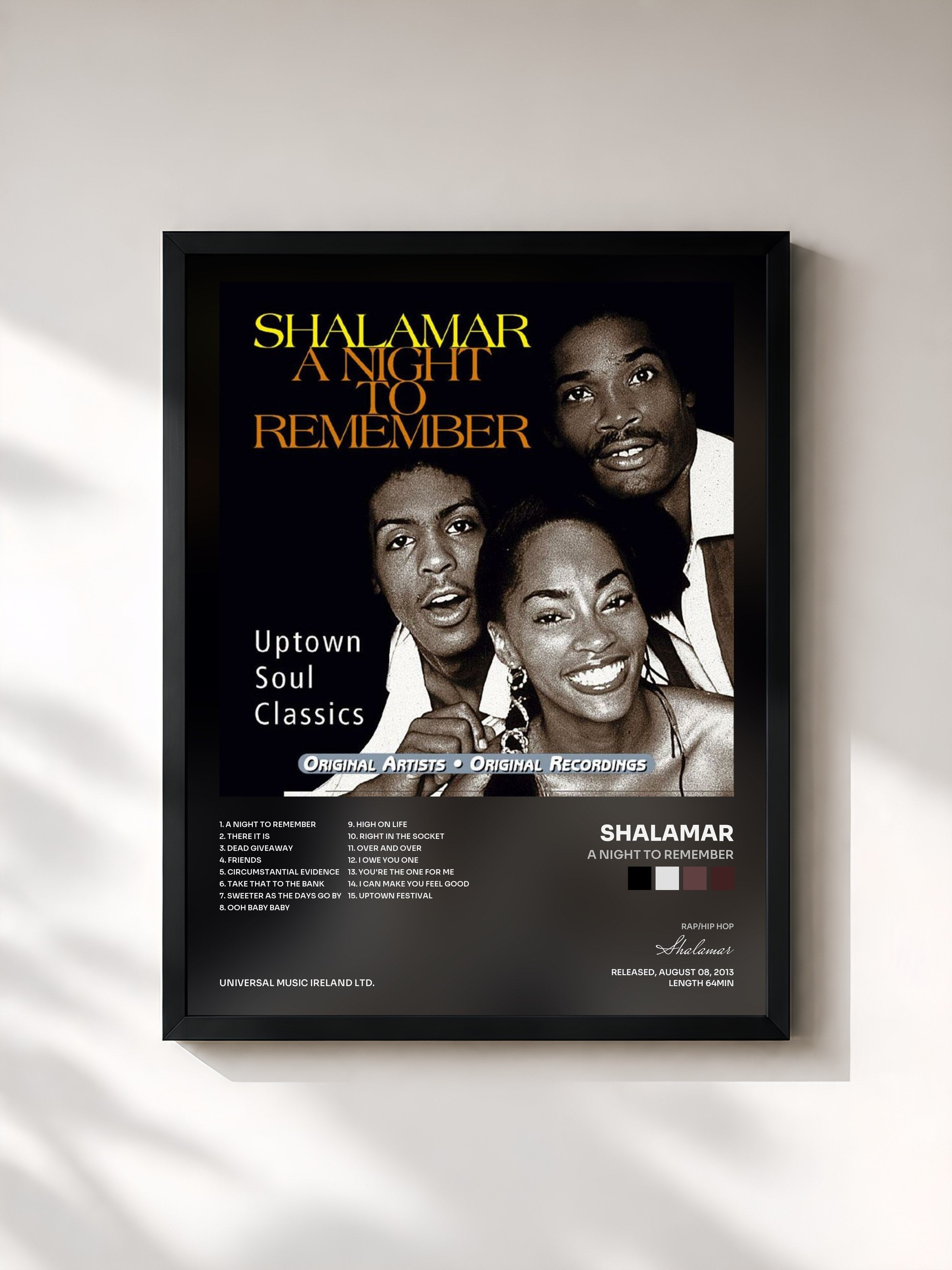 #noir Tableau de l'album A Night To Remember de Shalamar, cadre noir, imprimé et encadré en France