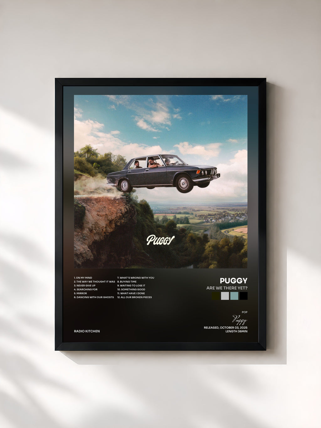 #noir Tableau de l'album Are We There Yet?   de Puggy, cadre noir, imprimé et encadré en France