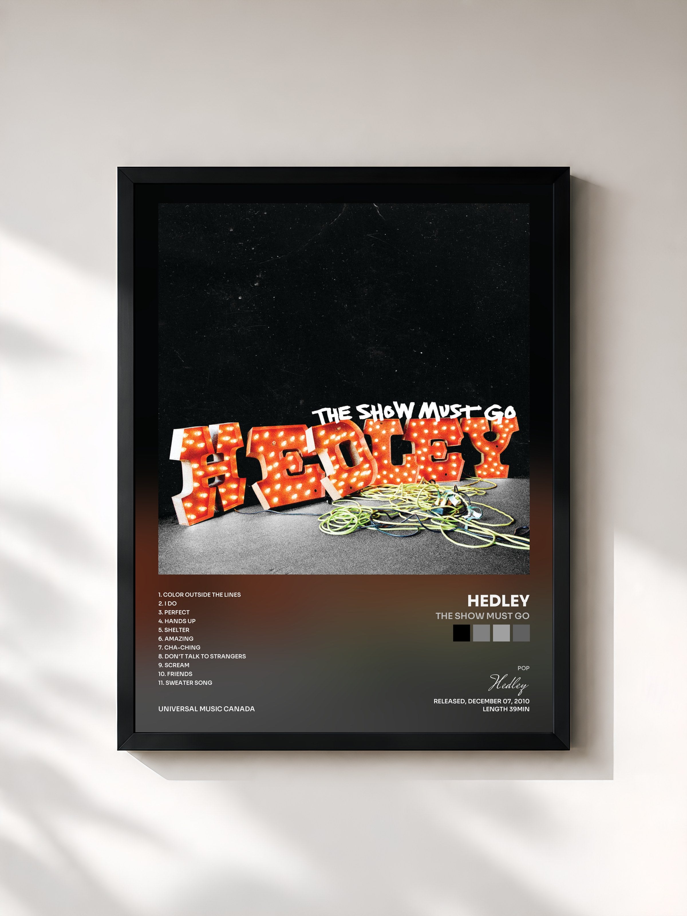 #noir Tableau de l'album The Show Must Go de Hedley, cadre noir, imprimé et encadré en France