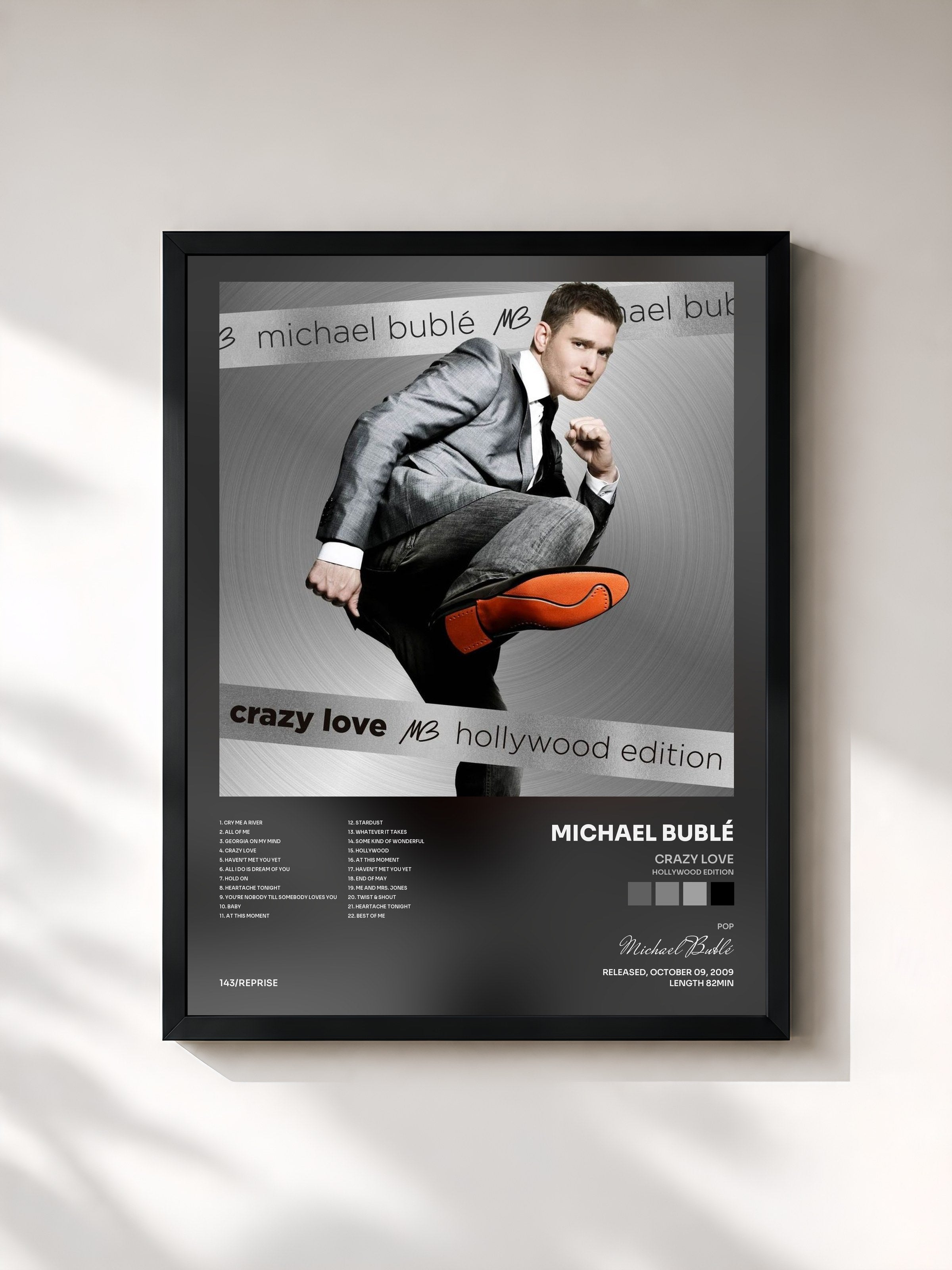 #noir Tableau de l'album Crazy Love (Hollywood Edition) de Michael Bublé, cadre noir, imprimé et encadré en France