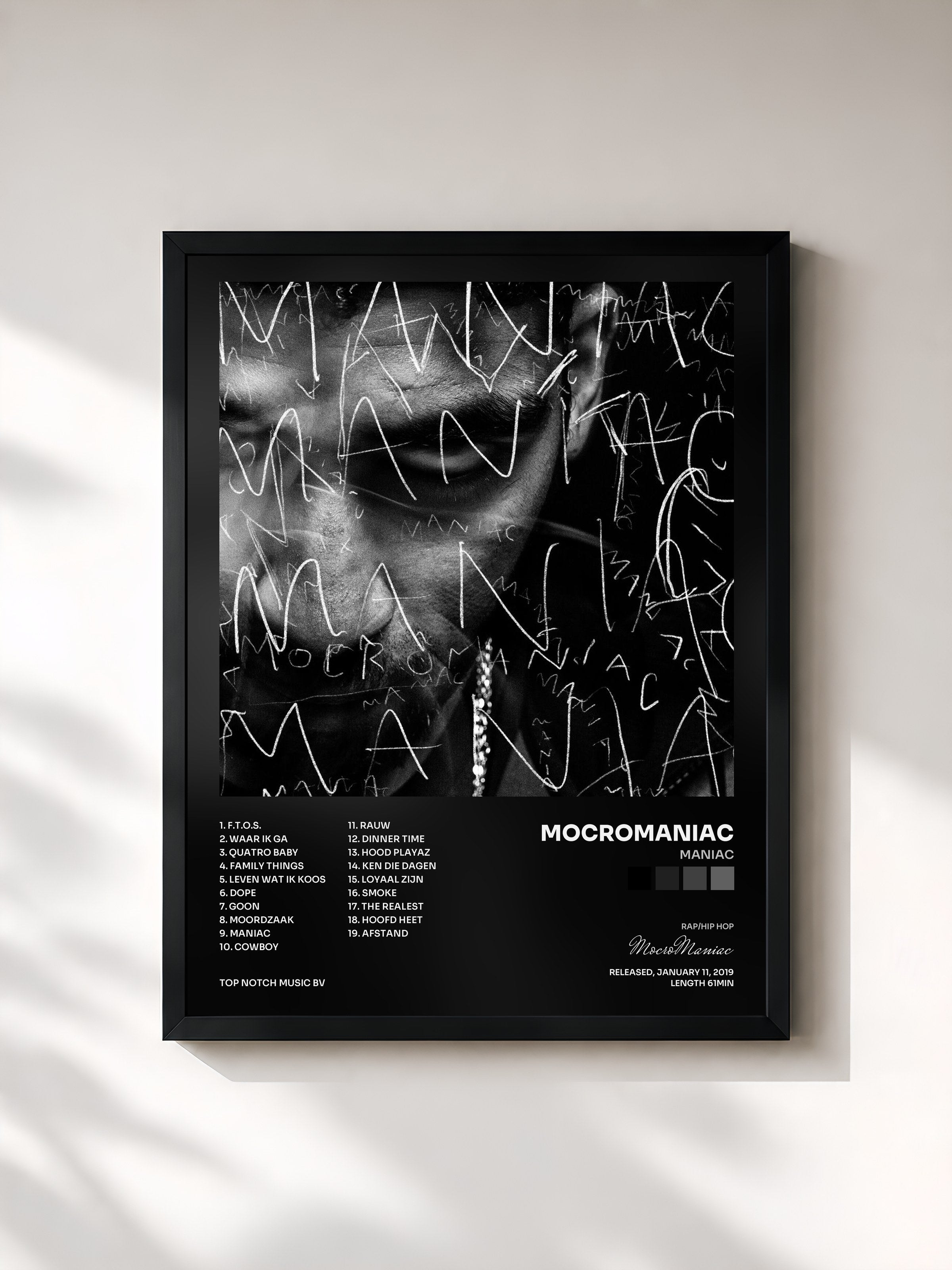 #noir Tableau de l'album MANIAC de MocroManiac, cadre noir, imprimé et encadré en France