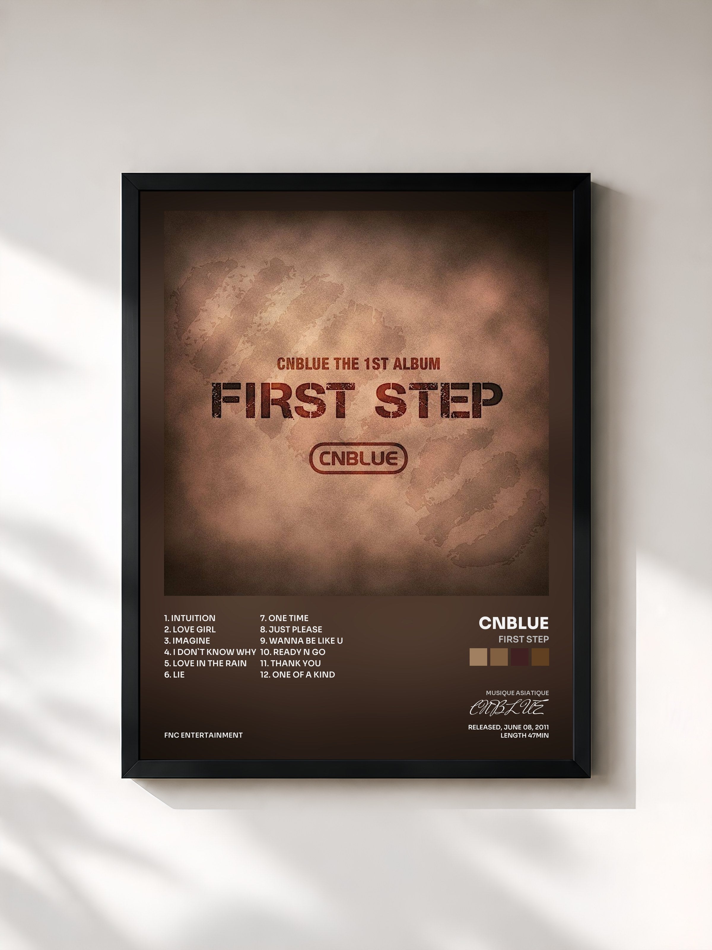 #noir Tableau de l'album FIRST STEP de CNBLUE, cadre noir, imprimé et encadré en France