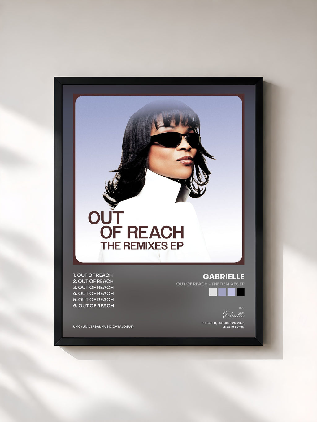 #noir Tableau de l'album Out Of Reach - The Remixes EP de Gabrielle, cadre noir, imprimé et encadré en France