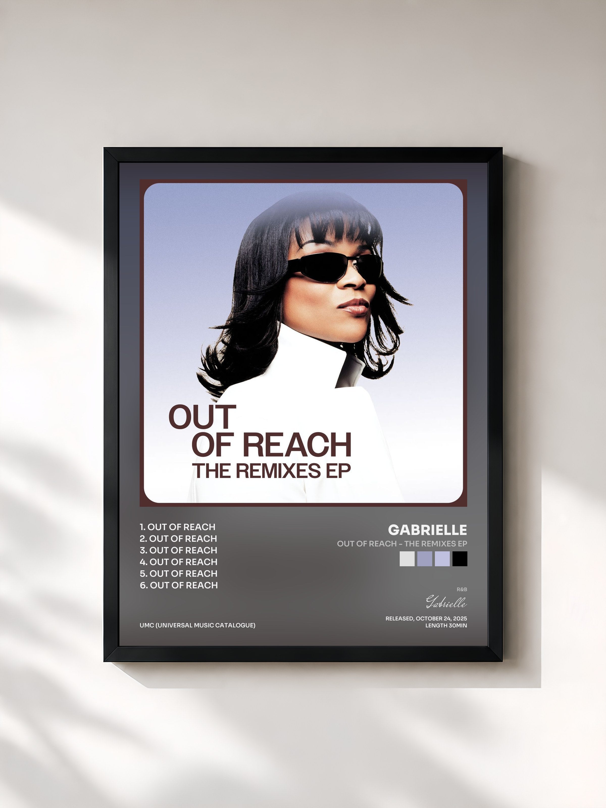#noir Tableau de l'album Out Of Reach - The Remixes EP de Gabrielle, cadre noir, imprimé et encadré en France