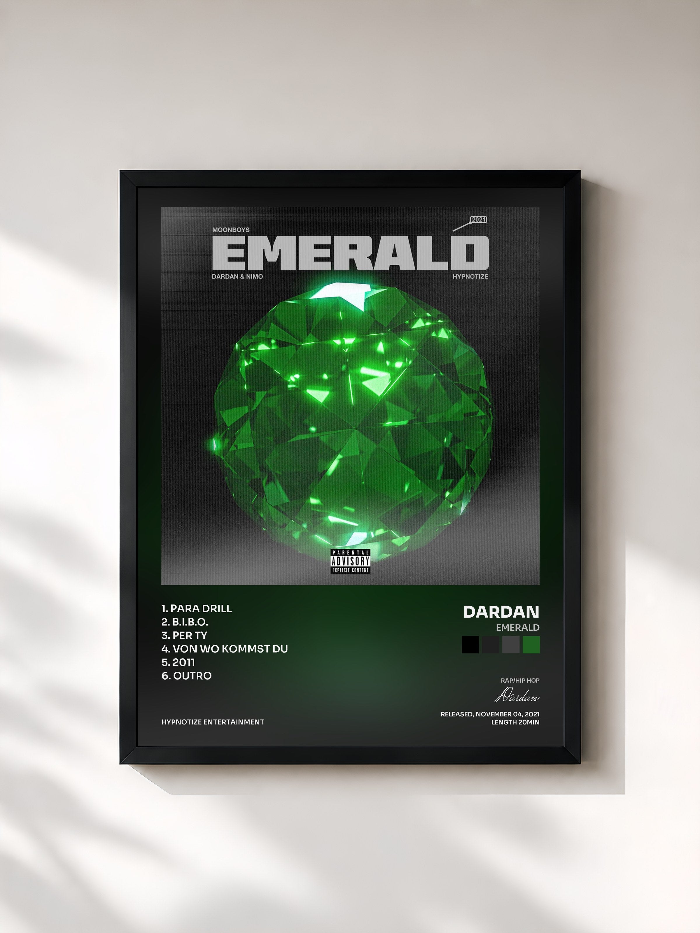 #noir Tableau de l'album Emerald de Dardan, cadre noir, imprimé et encadré en France