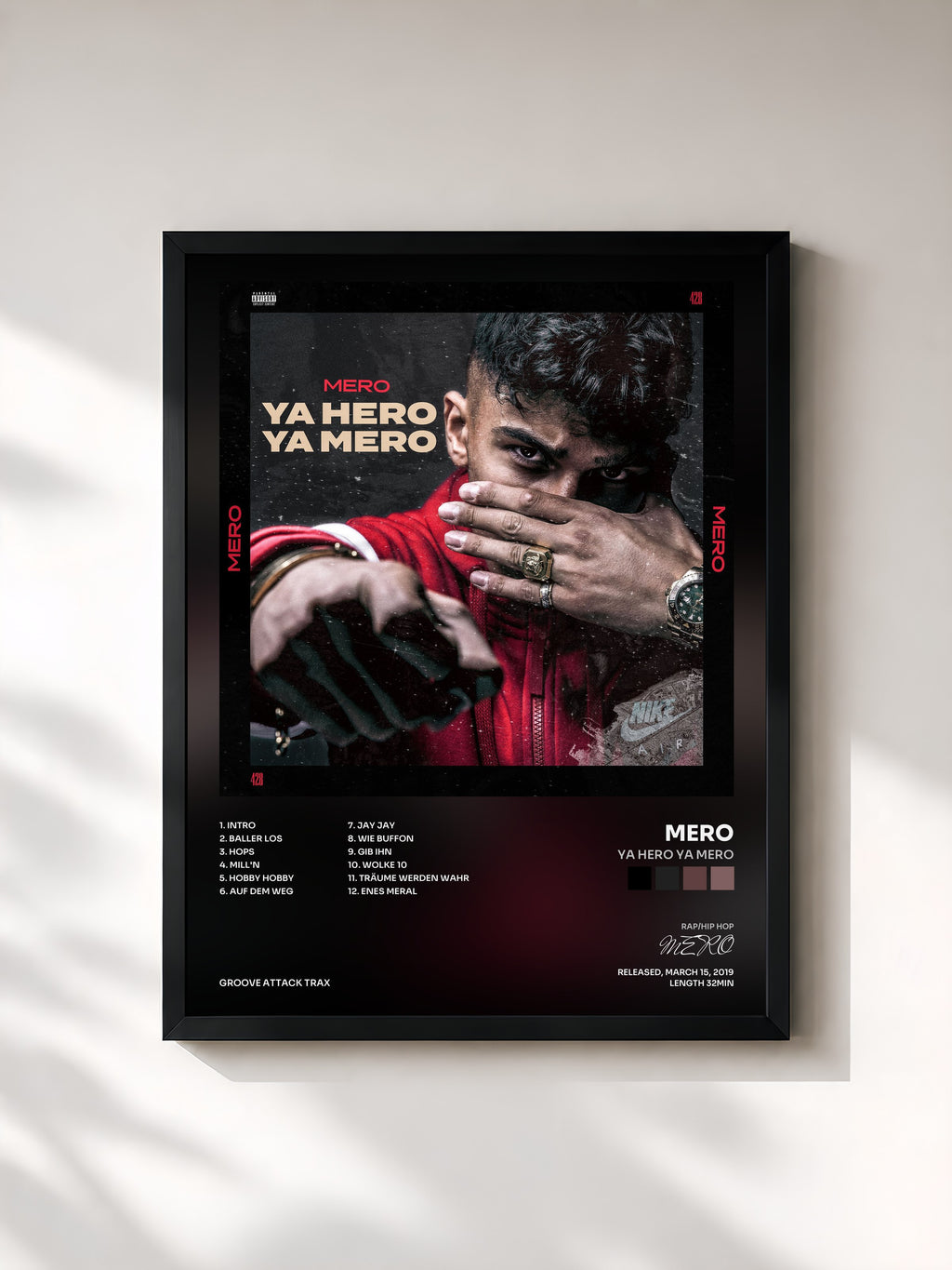#noir Tableau de l'album YA HERO YA MERO de MERO, cadre noir, imprimé et encadré en France