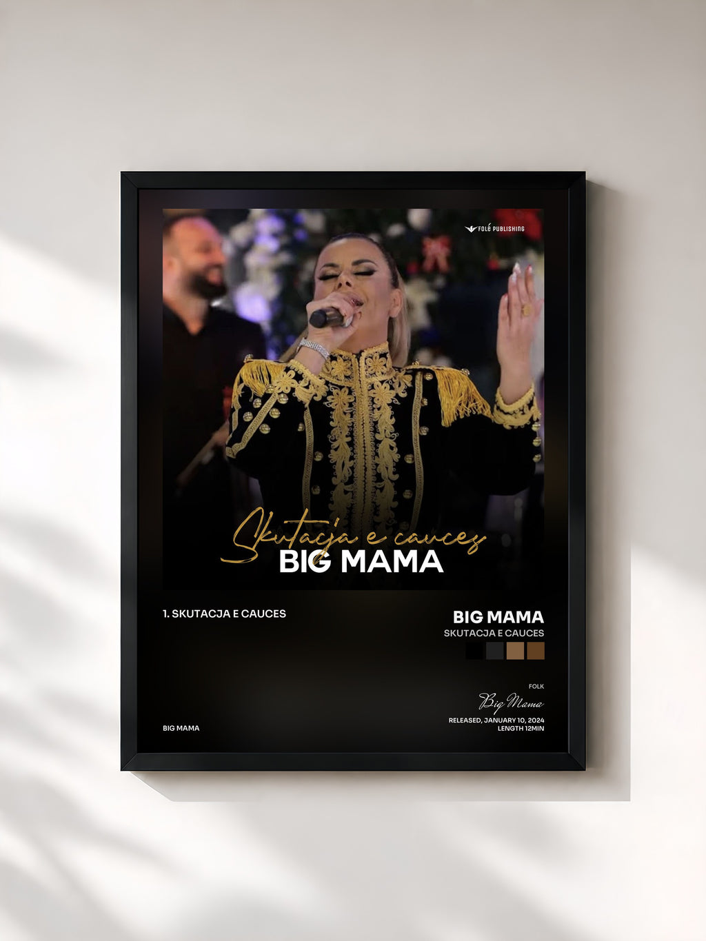 #noir Tableau de l'album Skutacja e cauces de Big Mama, cadre noir, imprimé et encadré en France