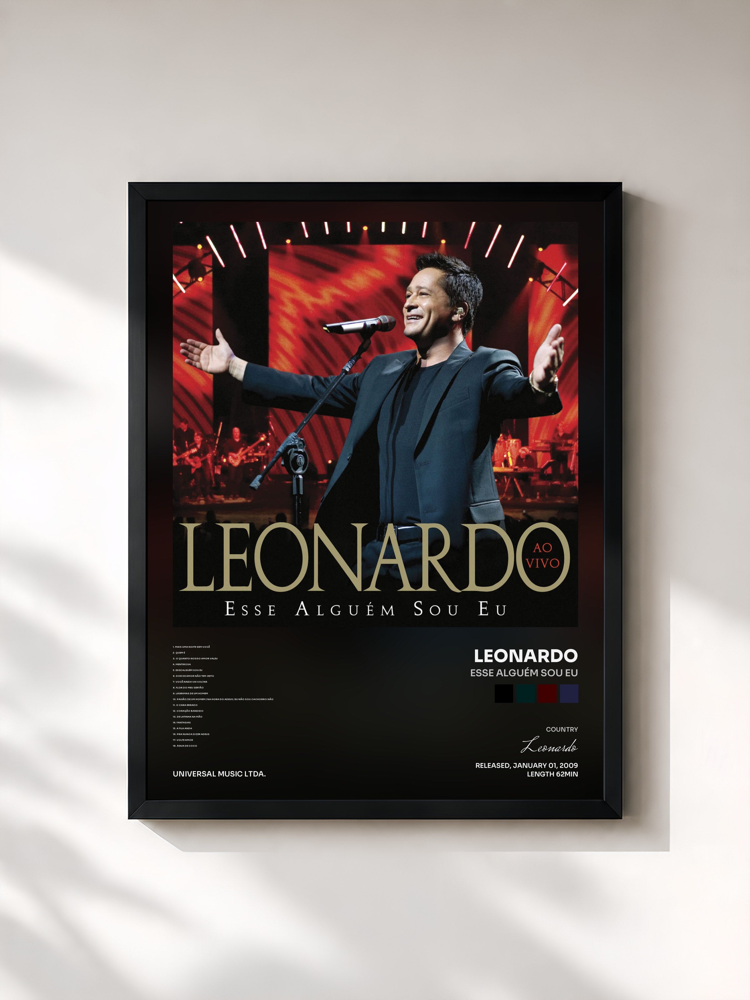 #noir Tableau de l'album Esse Alguém Sou Eu de Leonardo, cadre noir, imprimé et encadré en France