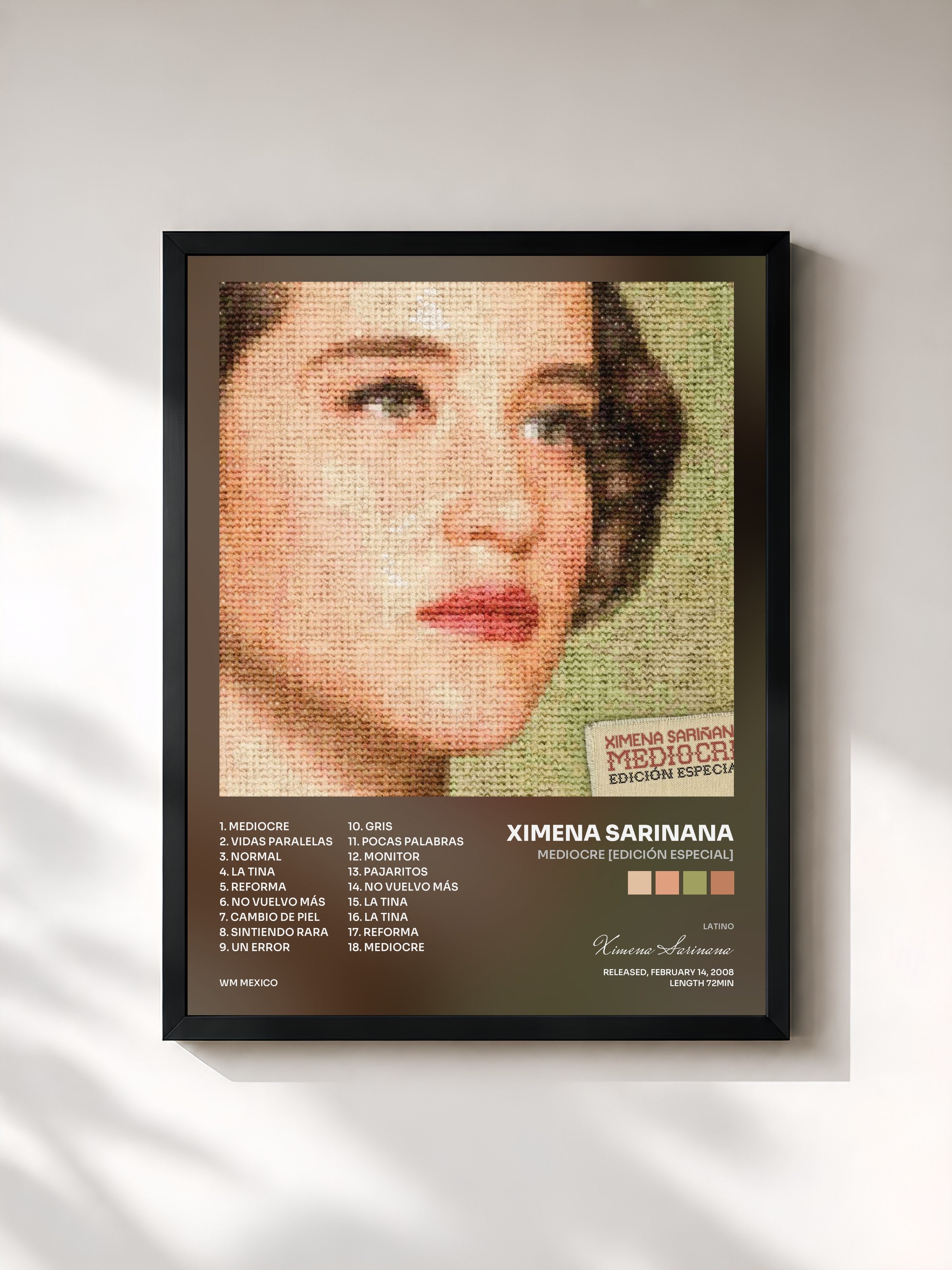 #noir Tableau de l'album Mediocre [Edición Especial] de Ximena Sarinana, cadre noir, imprimé et encadré en France