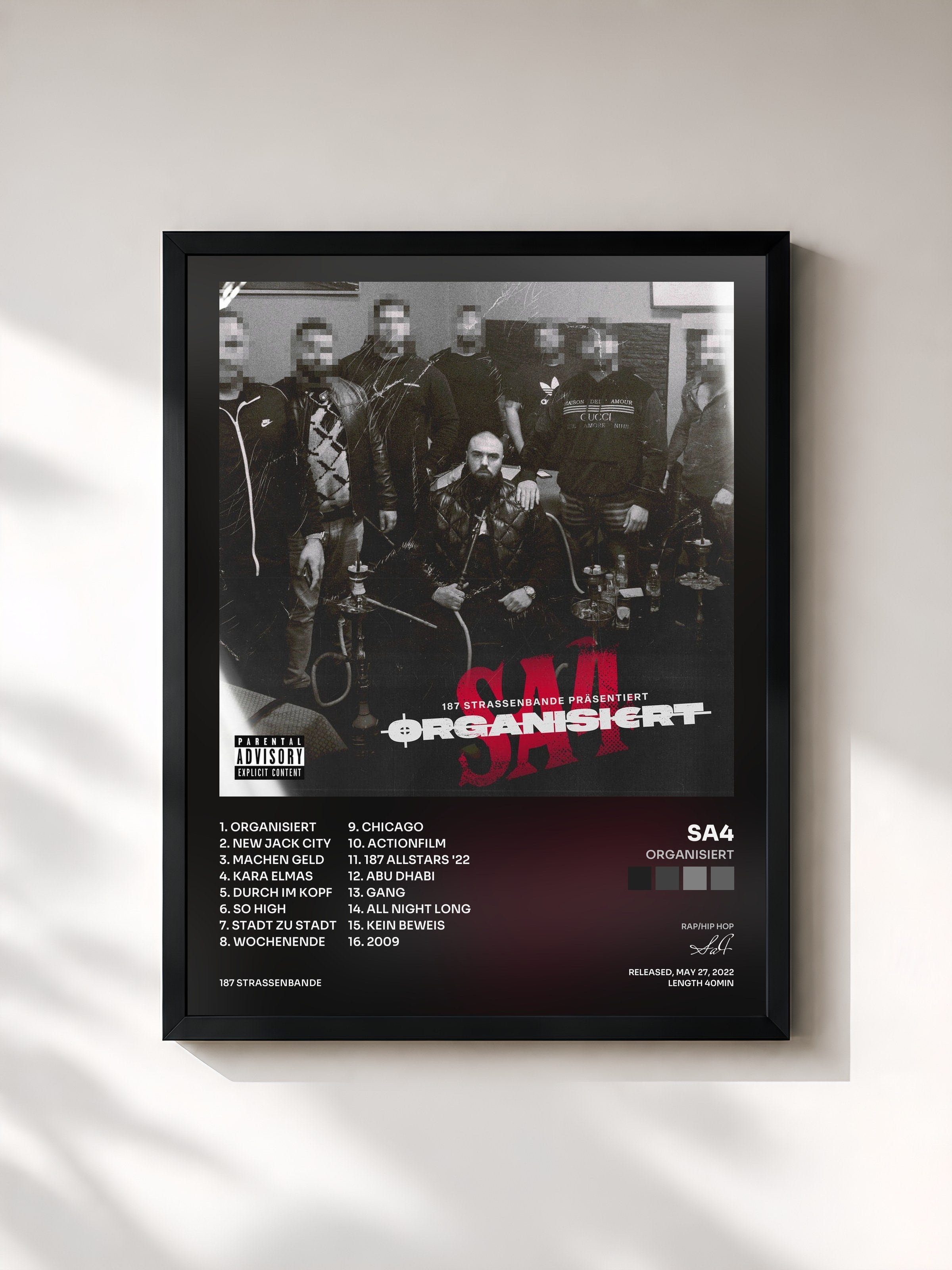 #noir Tableau de l'album Organisiert de Sa4, cadre noir, imprimé et encadré en France
