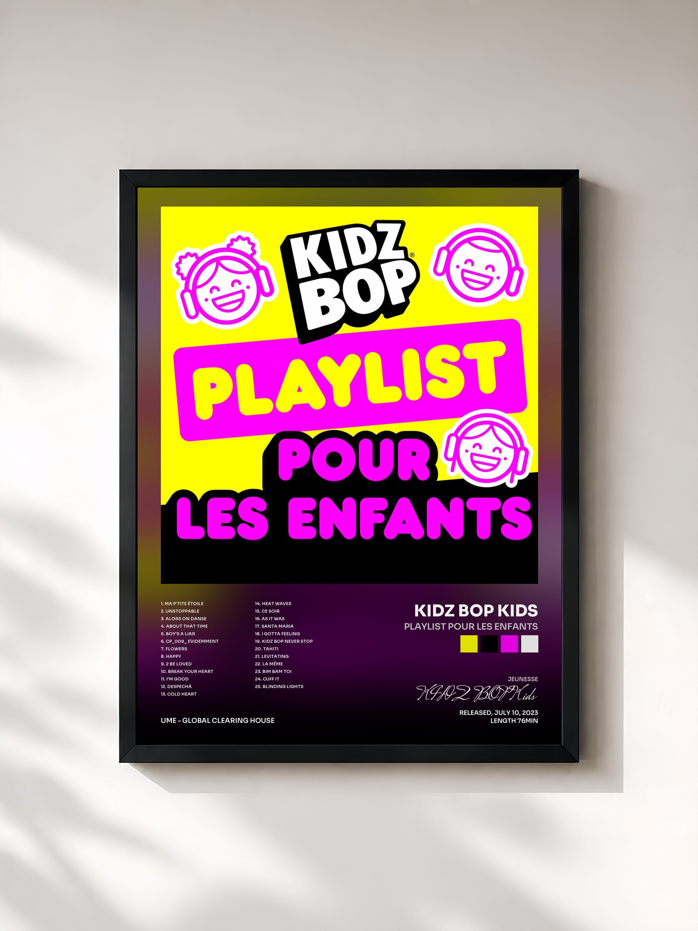 #noir Tableau de l'album Playlist pour les enfants de KIDZ BOP Kids, cadre noir, imprimé et encadré en France