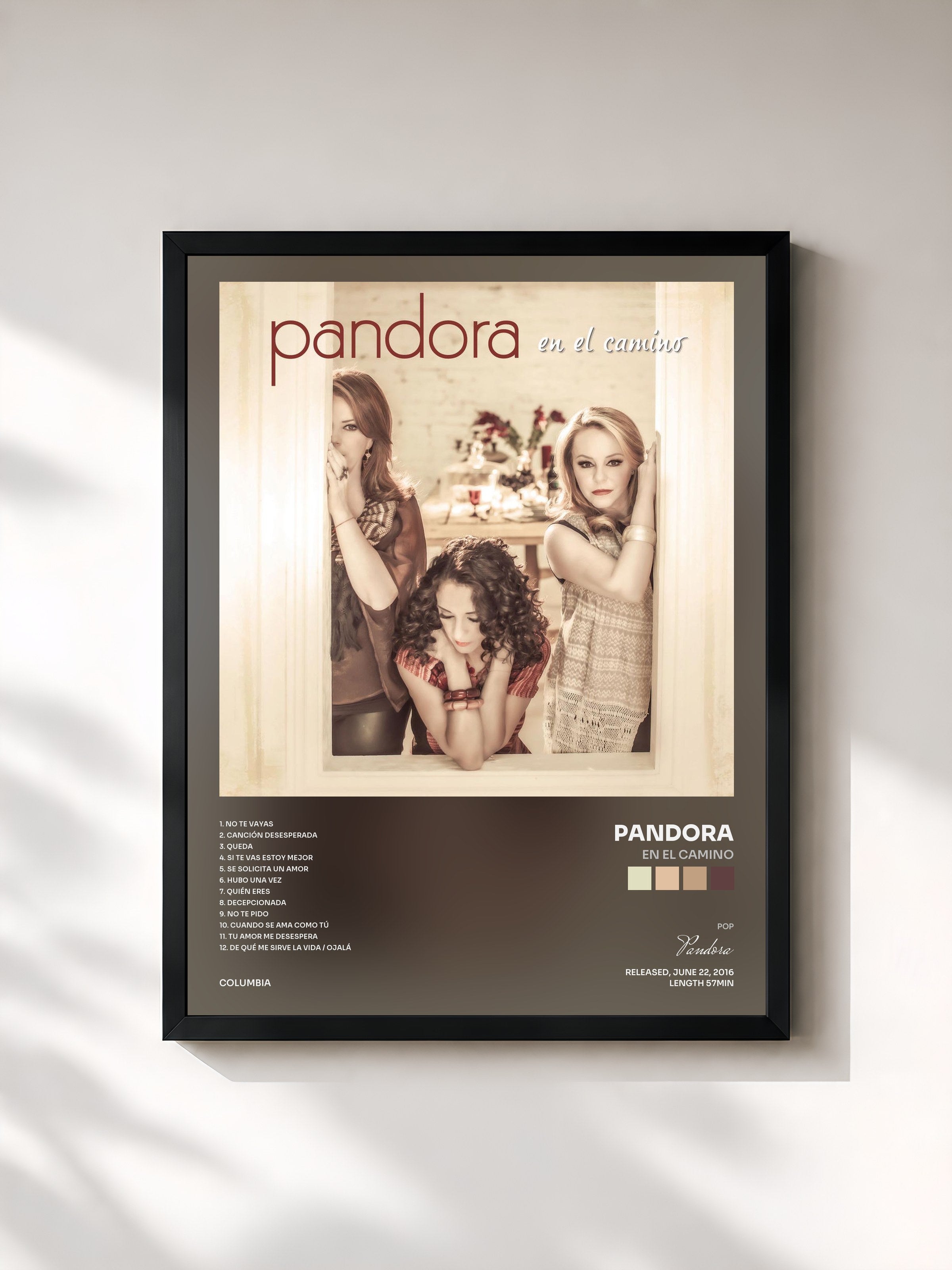 #noir Tableau de l'album En el Camino de Pandora, cadre noir, imprimé et encadré en France