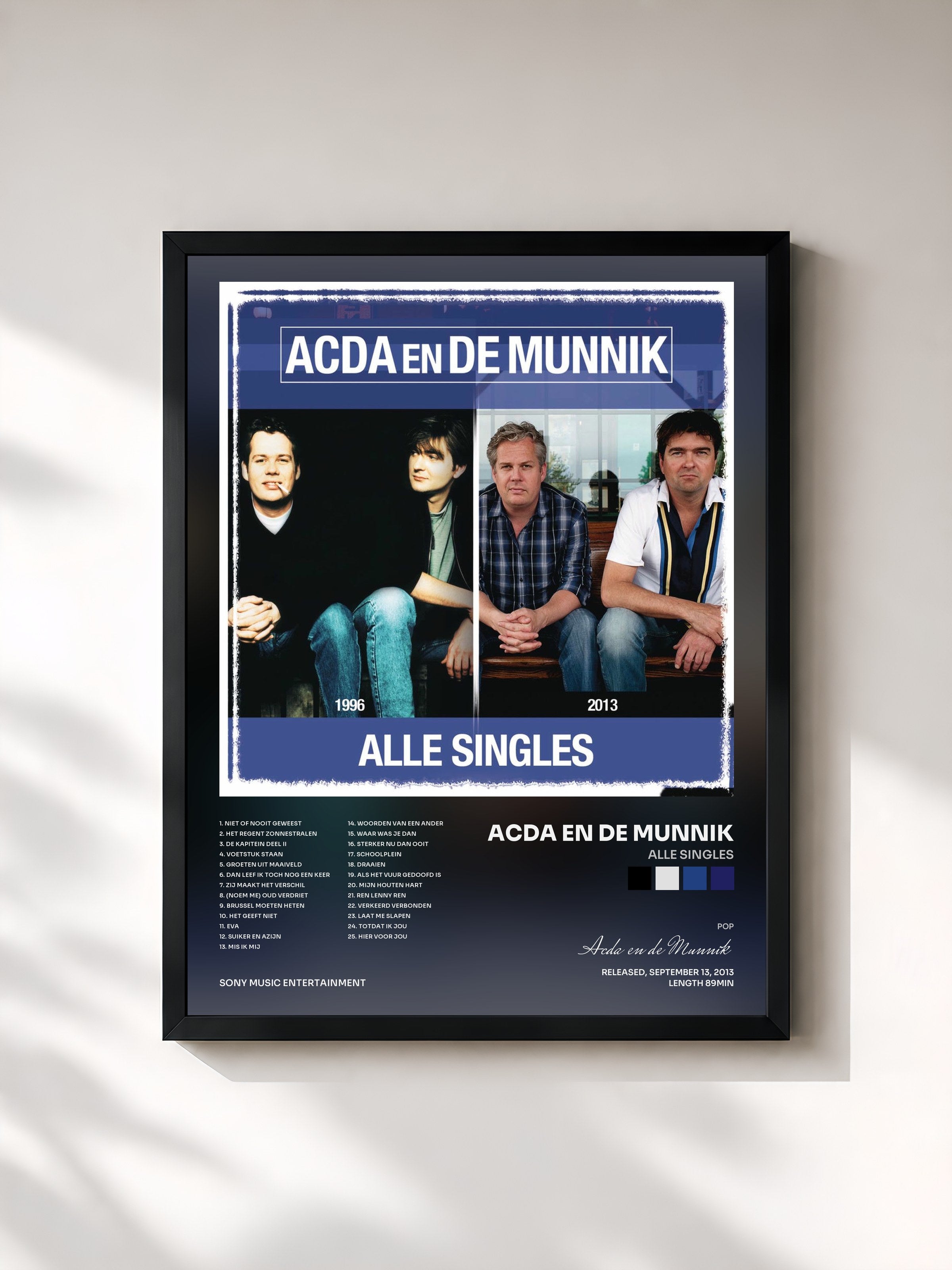 #noir Tableau de l'album Alle Singles de Acda en de Munnik, cadre noir, imprimé et encadré en France