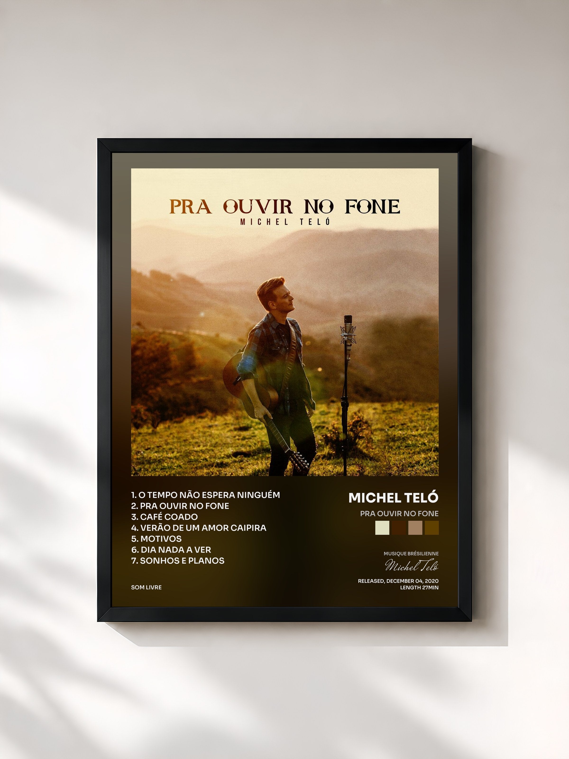 #noir Tableau de l'album Pra Ouvir No Fone de Michel Teló, cadre noir, imprimé et encadré en France