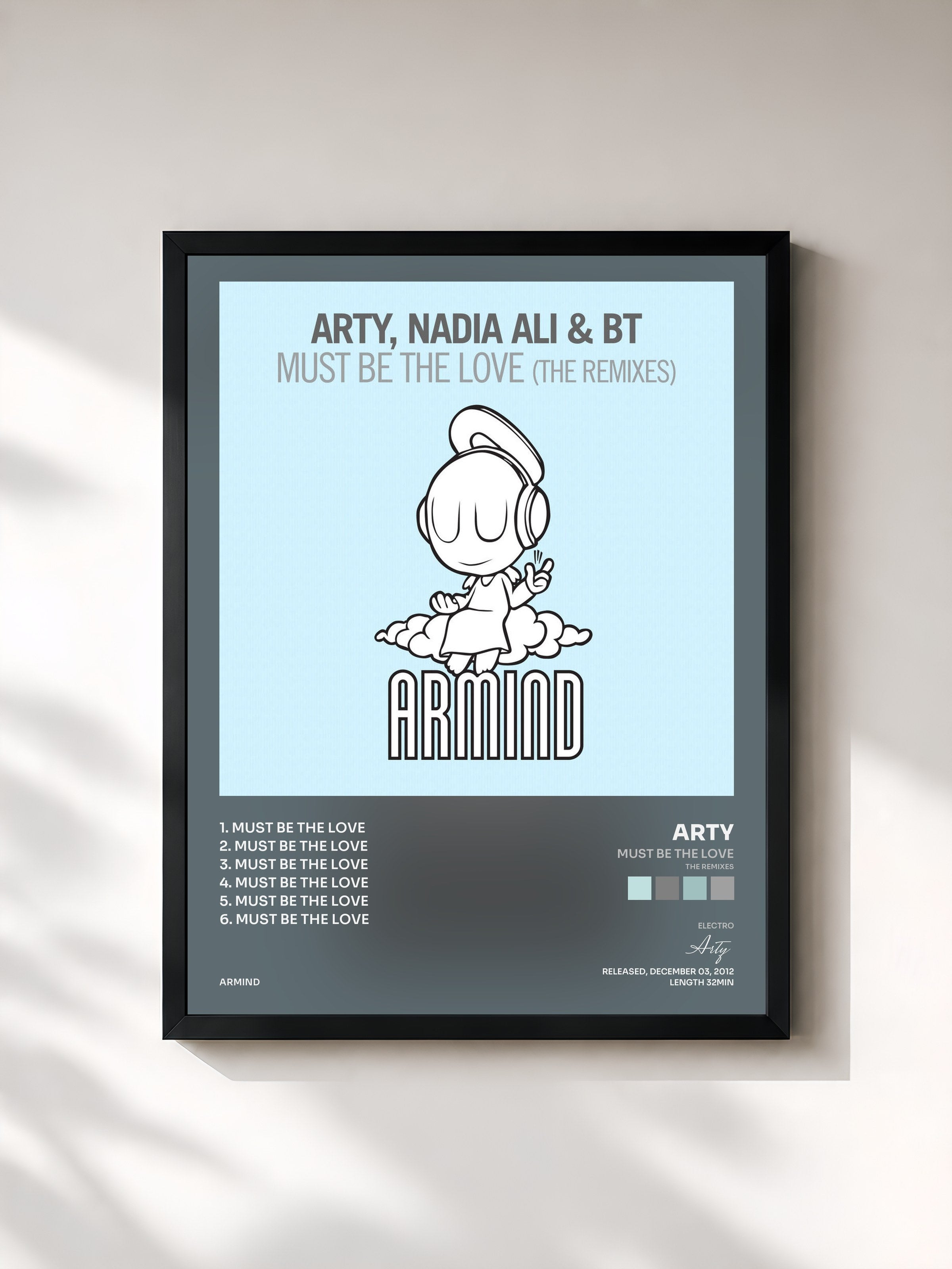 #noir Tableau de l'album Must Be The Love (The Remixes) de Arty, cadre noir, imprimé et encadré en France